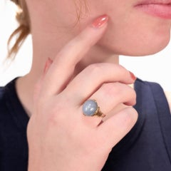 Antique Edwardian 18K Gold & 13.5 Ct. Gray Star Sapphire Cabochon Cocktail Ring
