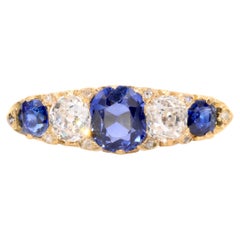 Antiker edwardianischer 5 Steinring aus 18 Karat Gold mit 1,51 Karat Gold Saphir und Diamant im Altschliff