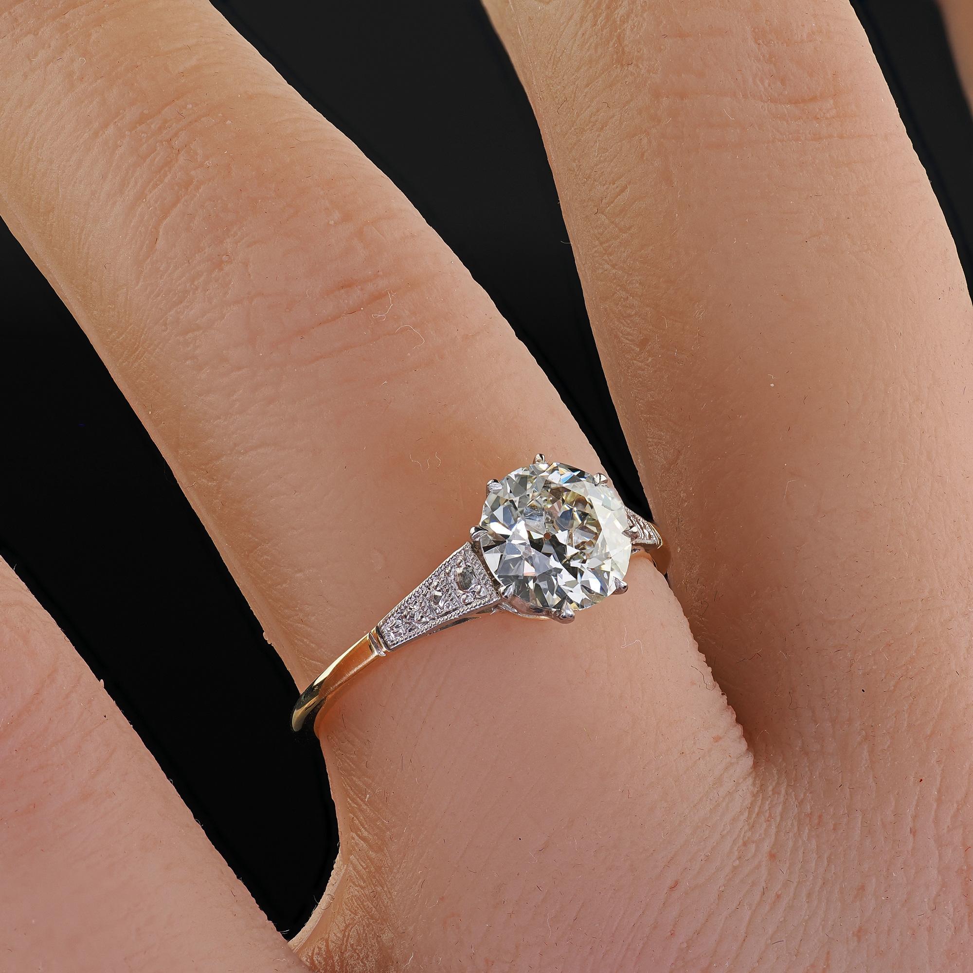 Bague de fiançailles ancienne de style édouardien en or 18K et platine avec diamant Old Euro - GIA en vente 4