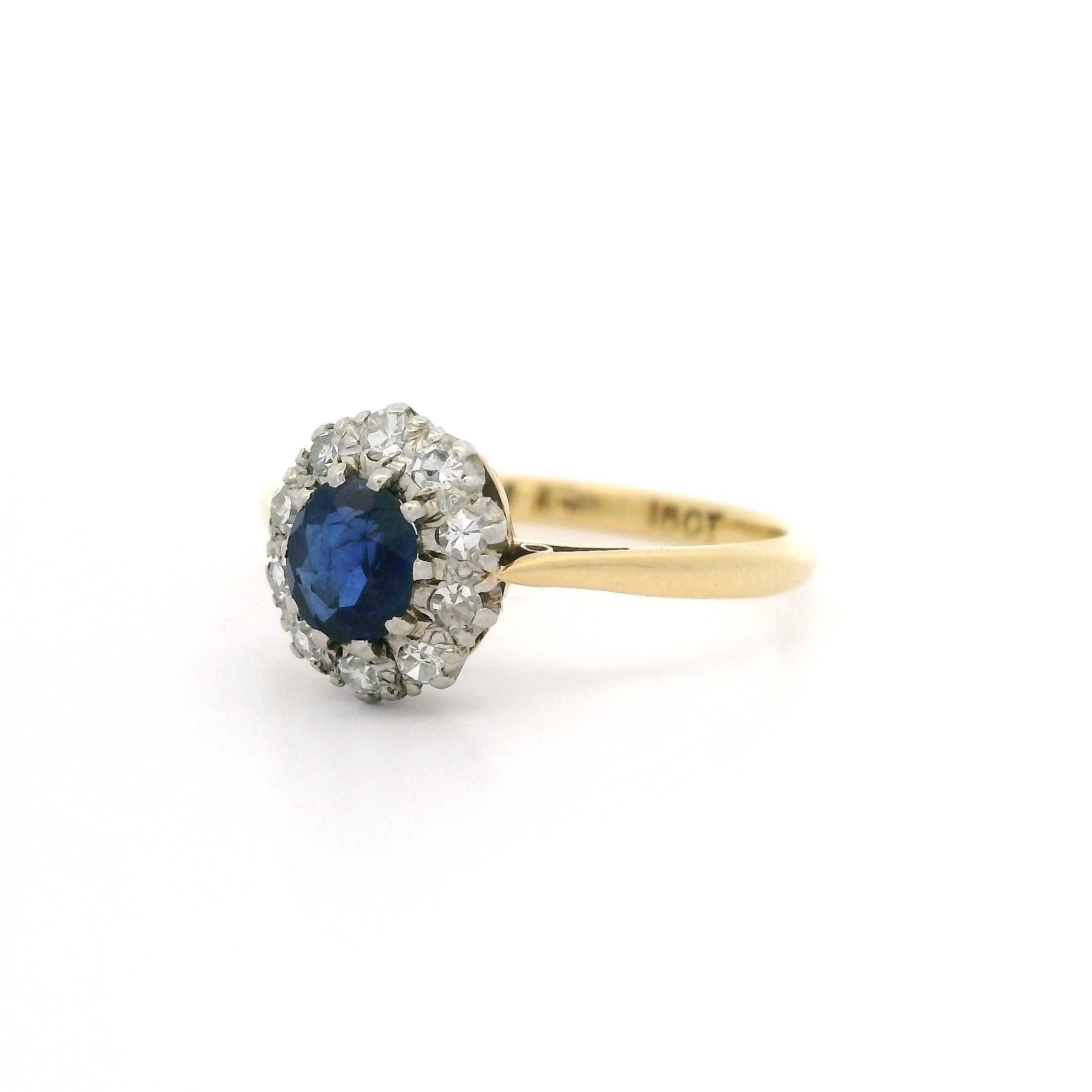 Edoardiano Antico anello edoardiano in oro 18k e platino con zaffiro e diamante da 0,52 ct. in vendita