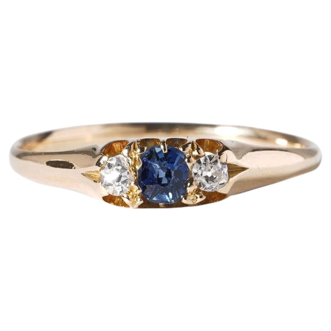 Antique Edwardian 18k Gold Royal Blue Sapphire Old Cut Diamond Three Stone Ring