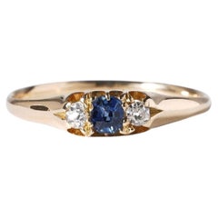 Antique Edwardian 18k Gold Royal Blue Sapphire Old Cut Diamond Three Stone Ring