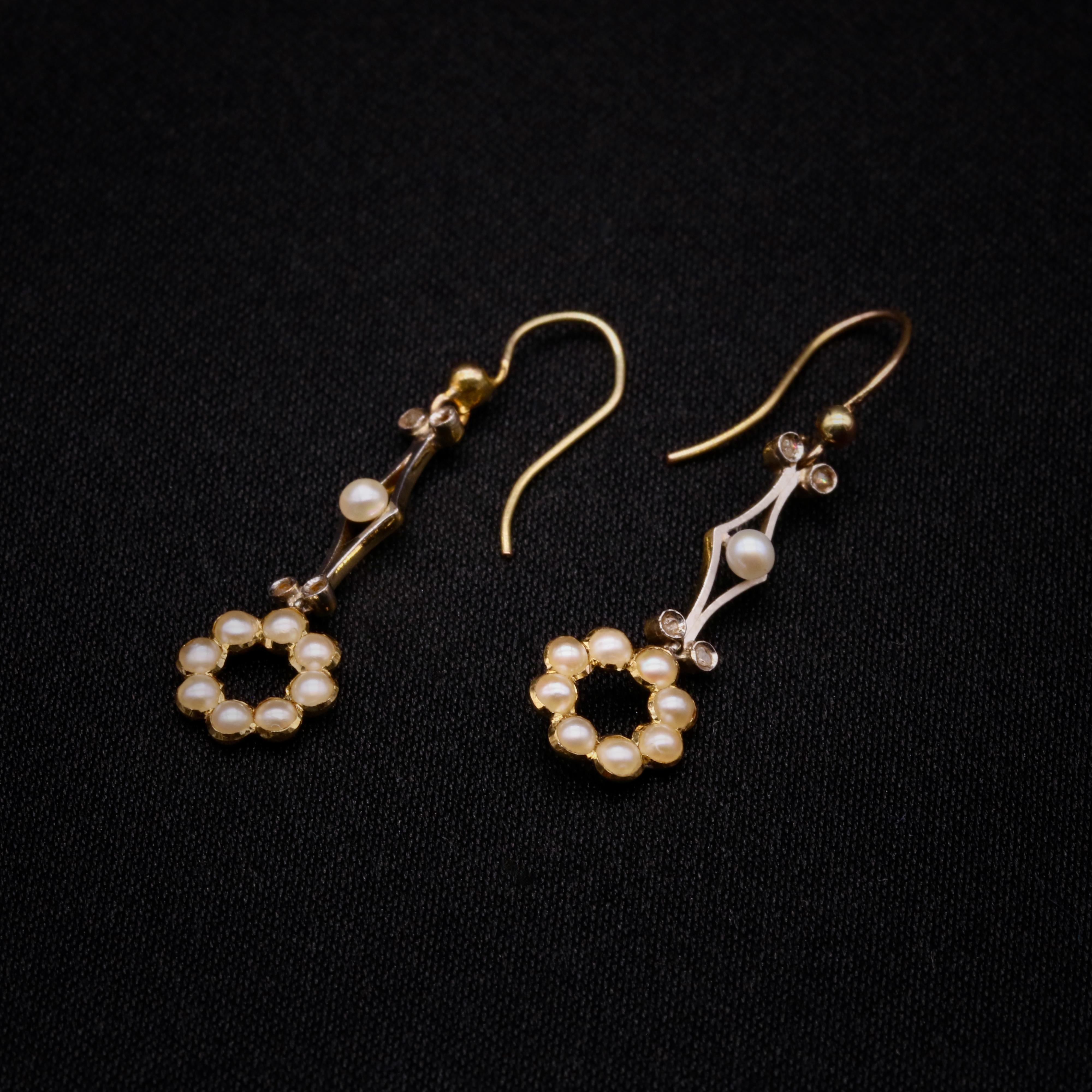 Édouardien Pendants d'oreilles édouardiens anciens en or blanc et jaune 18 carats, perles et diamants en vente