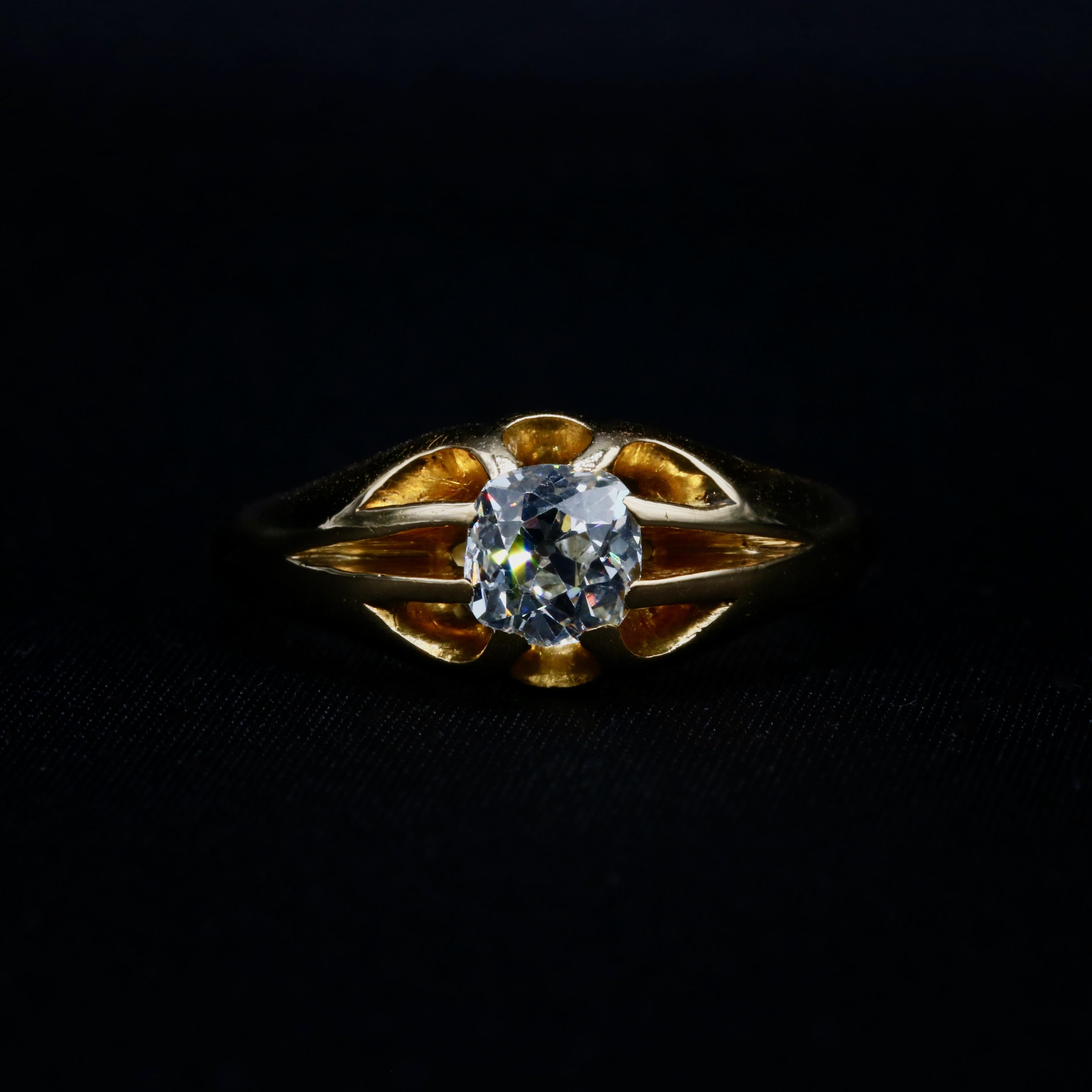 Antique Edwardian 18K Yellow Gold 0.75ct Old Mine Cut Diamond Belcher Ring For Sale 4