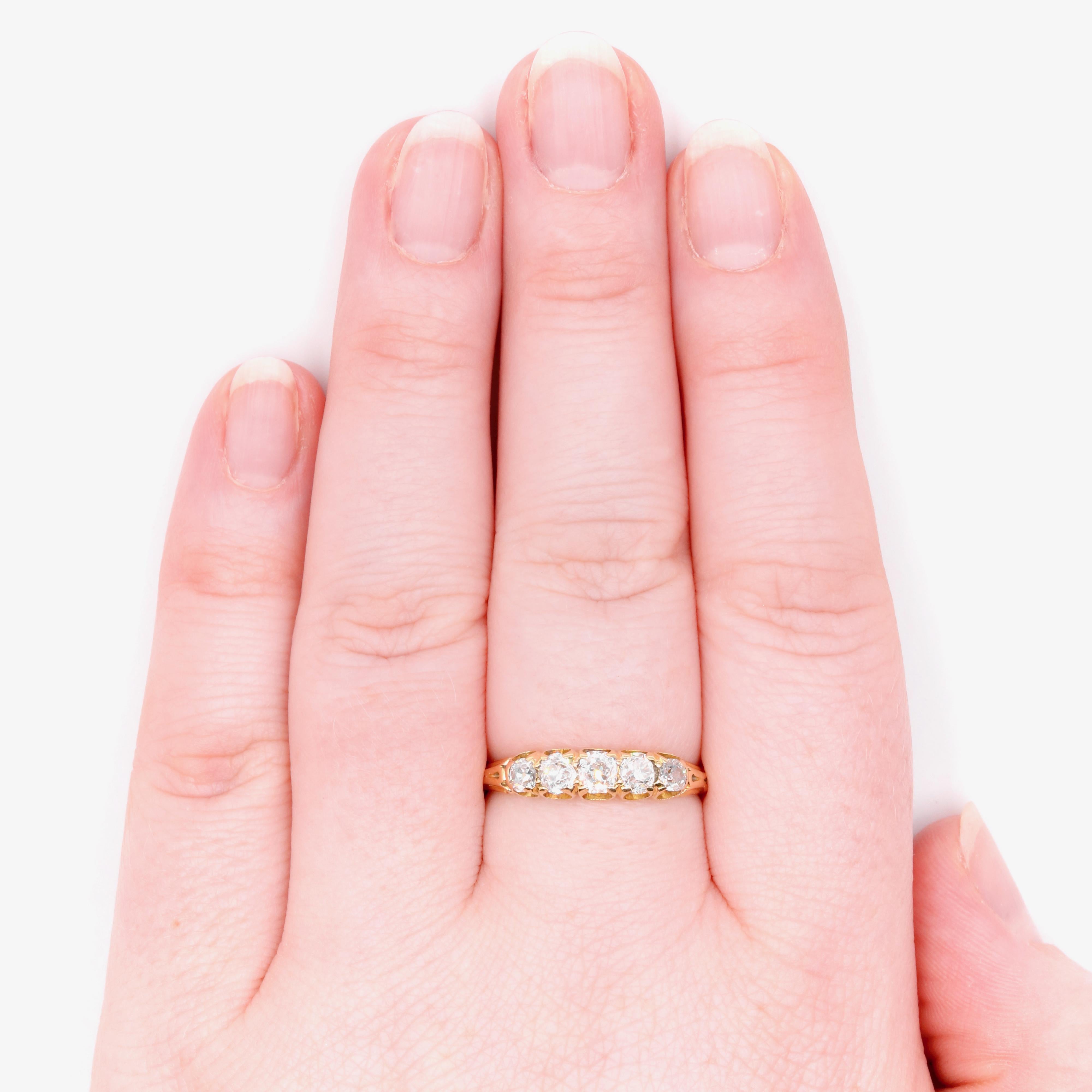 Antique Edwardian 18K Yellow Gold 0.91ctw Old European Cut Diamond 5 Stone Ring For Sale 4