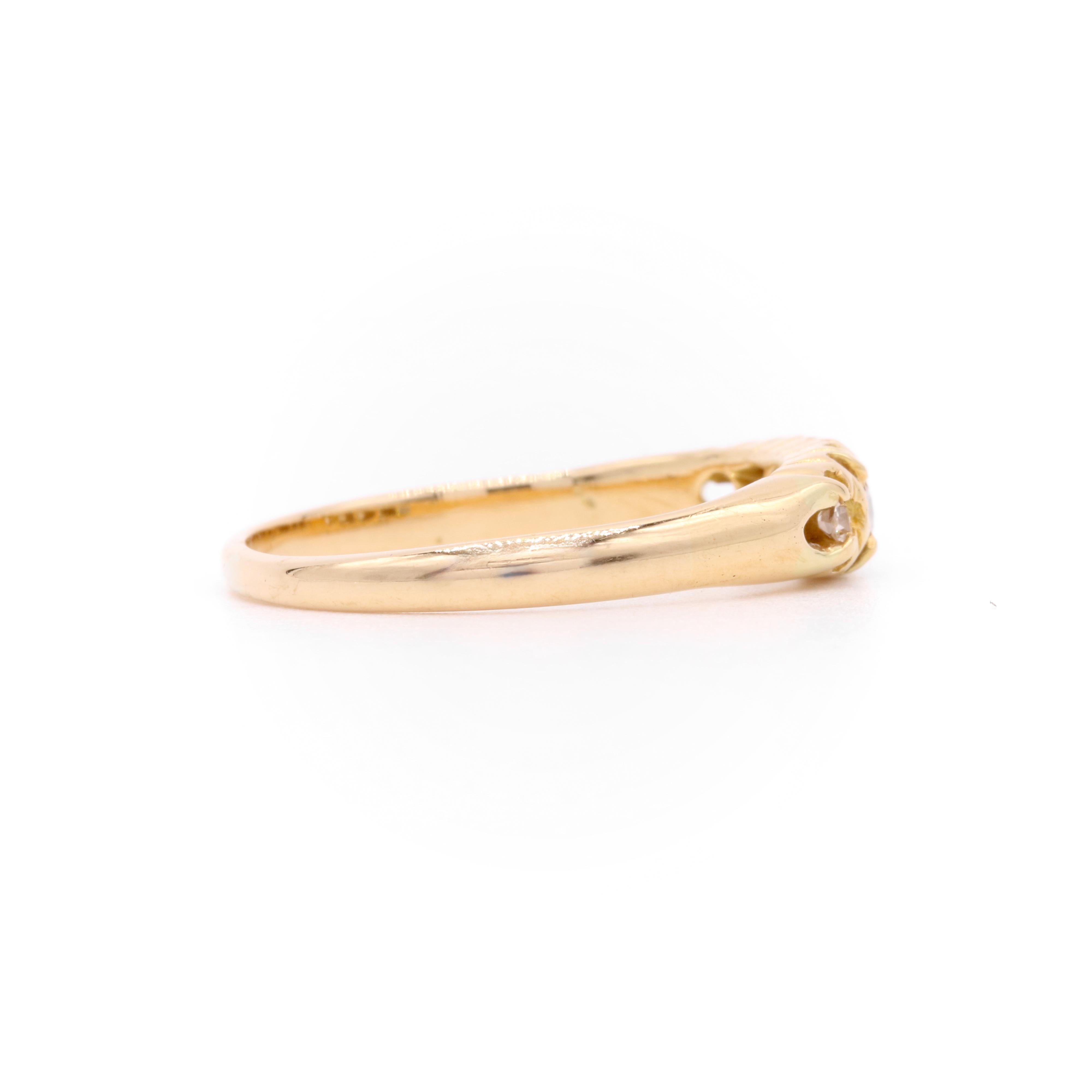 Women's or Men's Antique Edwardian 18K Yellow Gold 5 Stone Diamond Ring For Sale