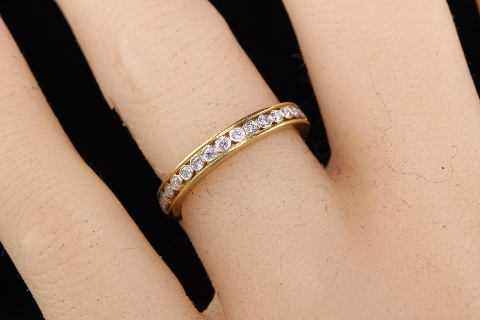 Vintage Retro-Eternity-Ring aus 18 Karat Gelbgold und Platin mit altem Eurodiamant 1