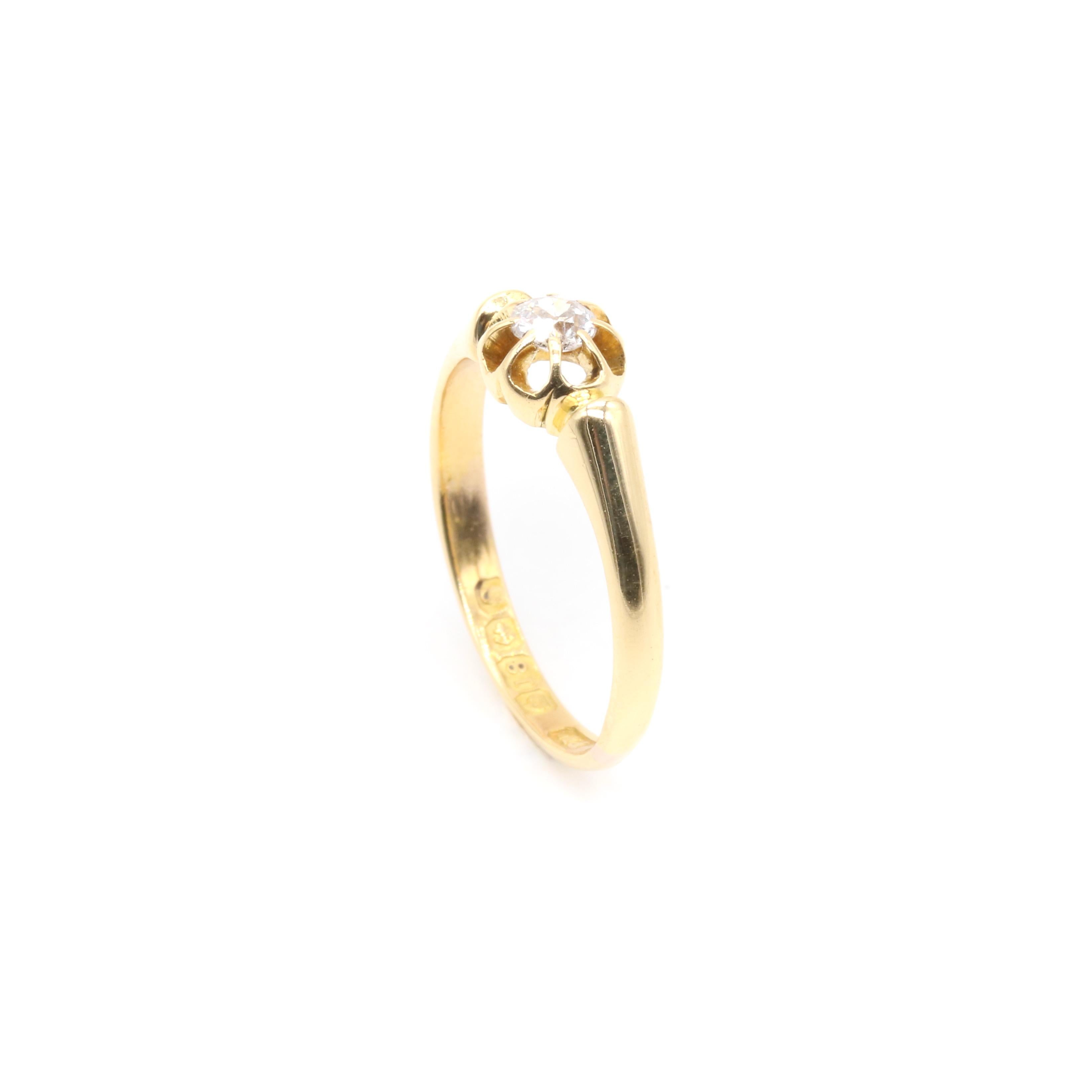 Anillo Solitario Belcher Antiguo Edwardian de Oro Amarillo de 18 K con Diamantes de Corte Antiguo en venta 2