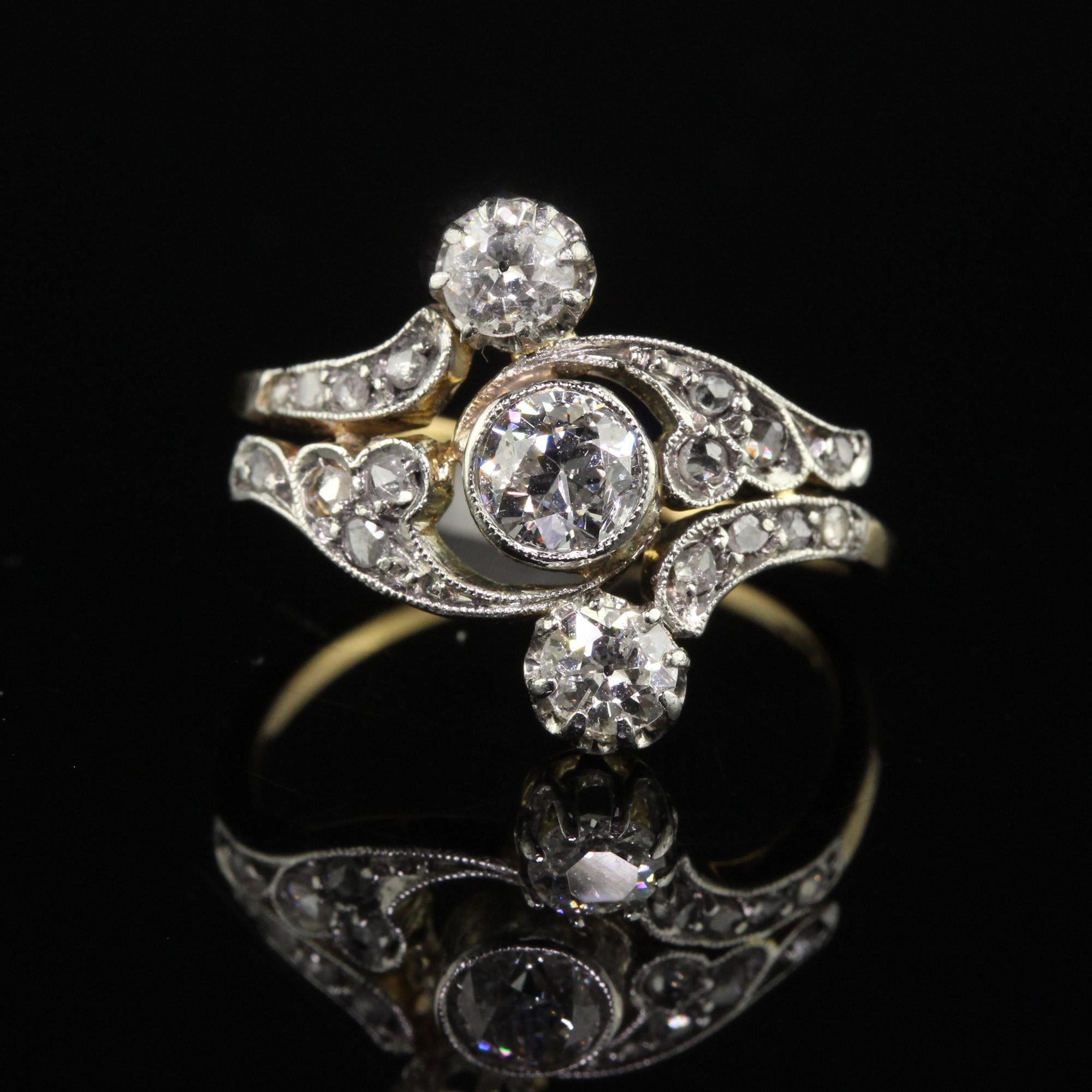 Antiker edwardianischer Ring mit drei Steinen aus 18 Karat Gelbgold und Platin mit altem Eurodiamant (Alteuropäischer Brillantschliff)