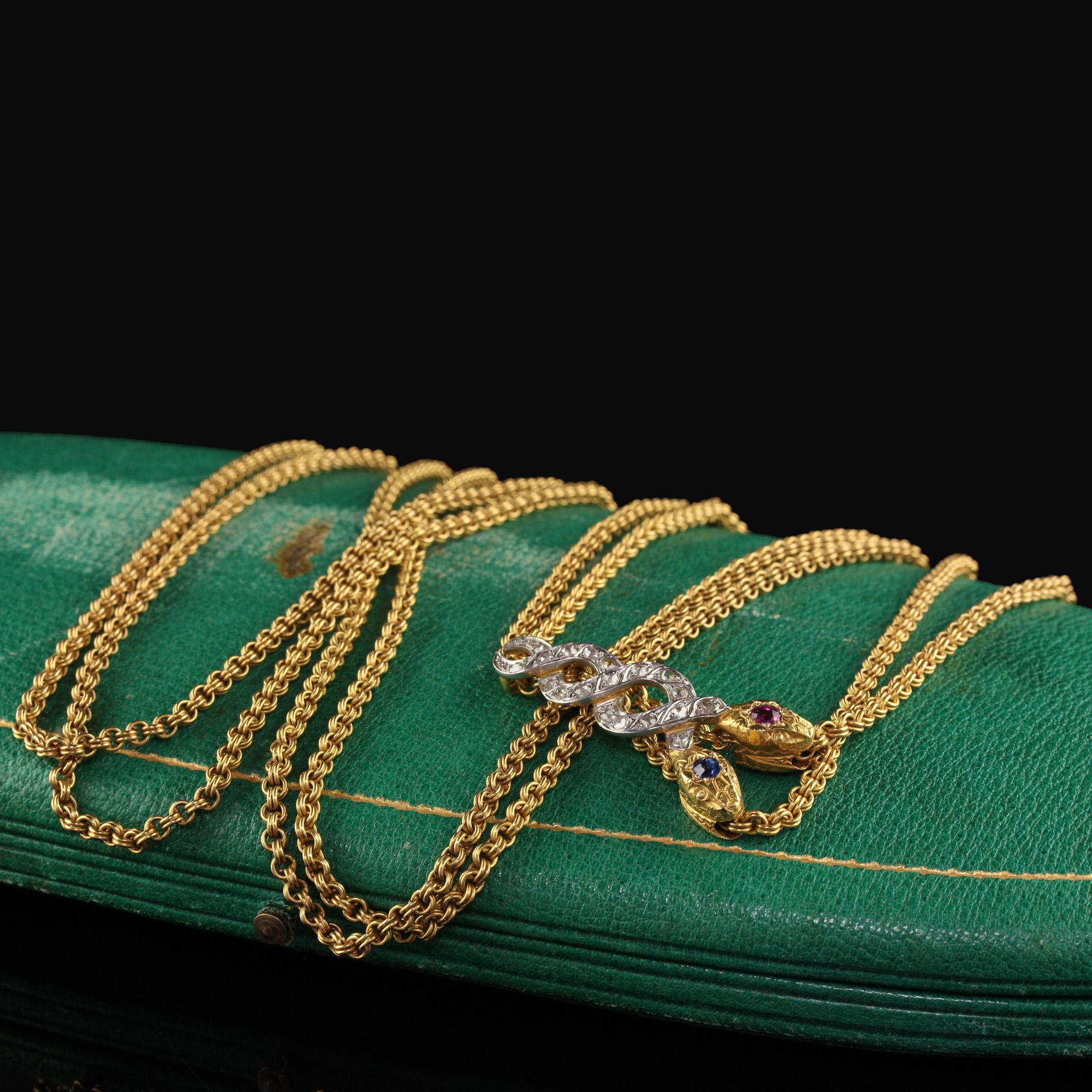 Antike edwardianische Schlangenhalskette aus 18 Karat Gelbgold mit Diamanten im Rosenschliff, Rubin und Saphiren für Damen oder Herren im Angebot