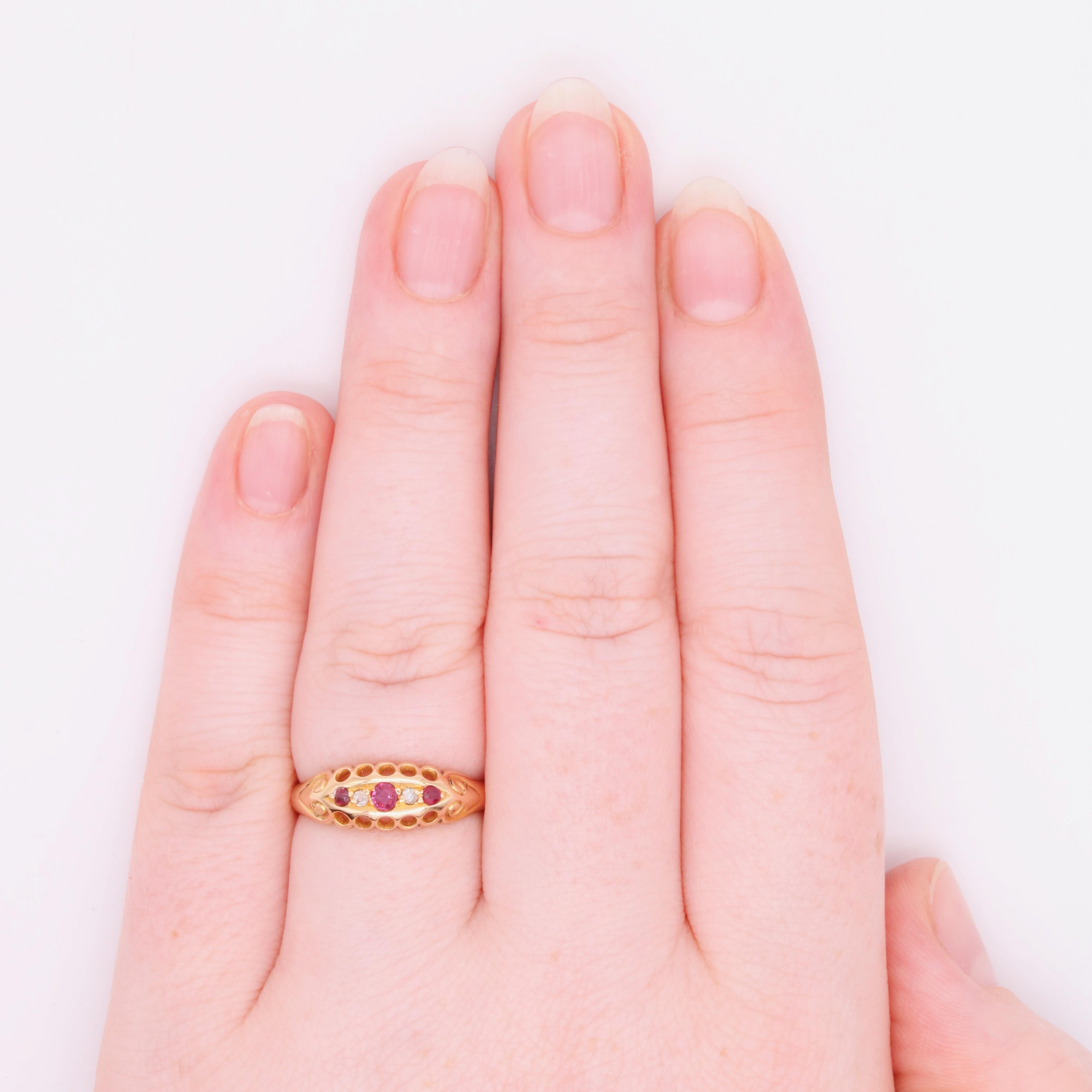 Antique Edwardian 18K Yellow Gold Ruby and Diamond 5 Stone Ring For Sale 5