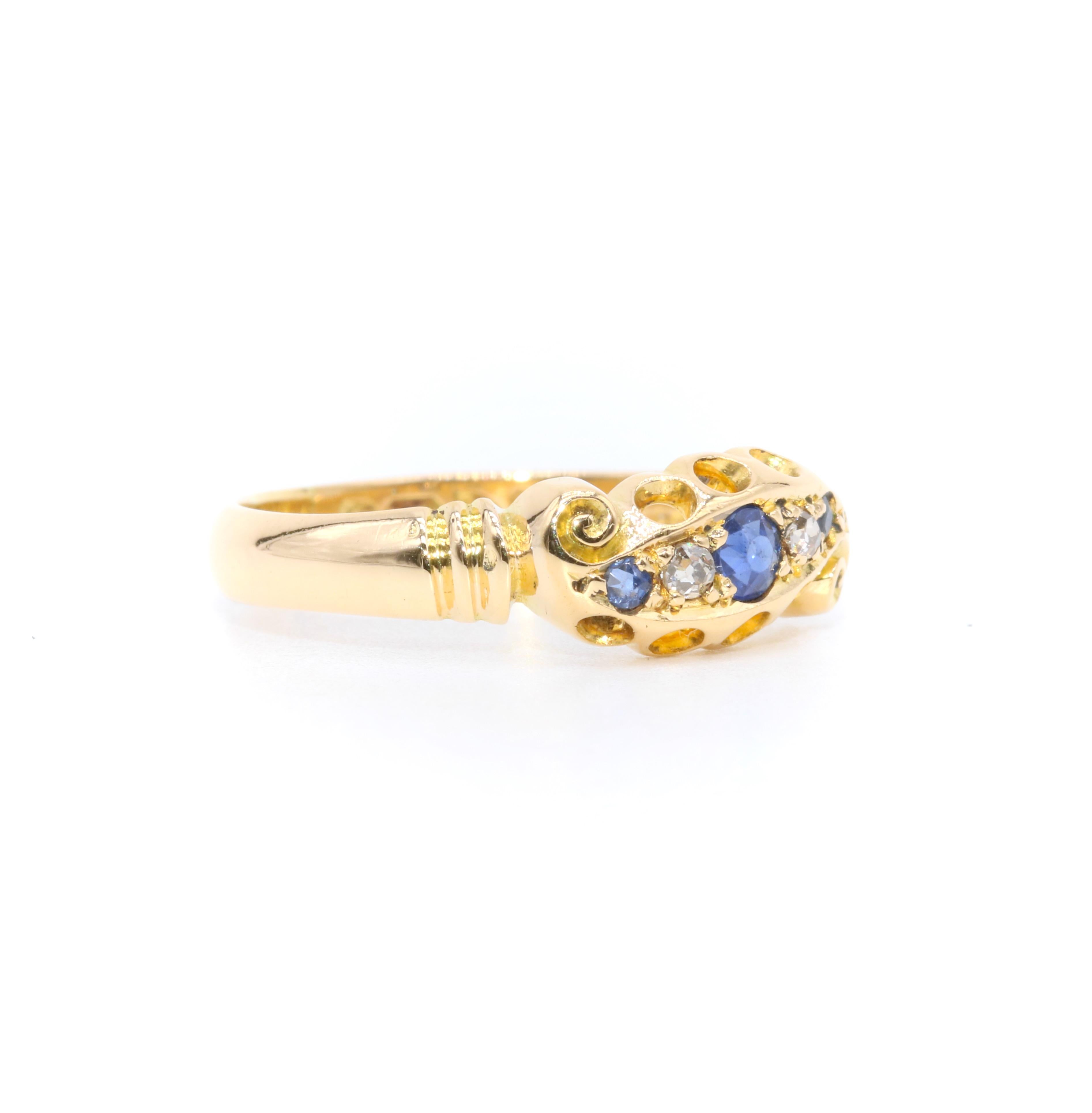 Women's or Men's Antique Edwardian 18K Yellow Gold Sapphire and Diamond 5 Stone Ring For Sale