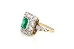 Antique Edwardian 1900s 1.50 Carat Emerald and 1.20 Carat Diamonds Ring