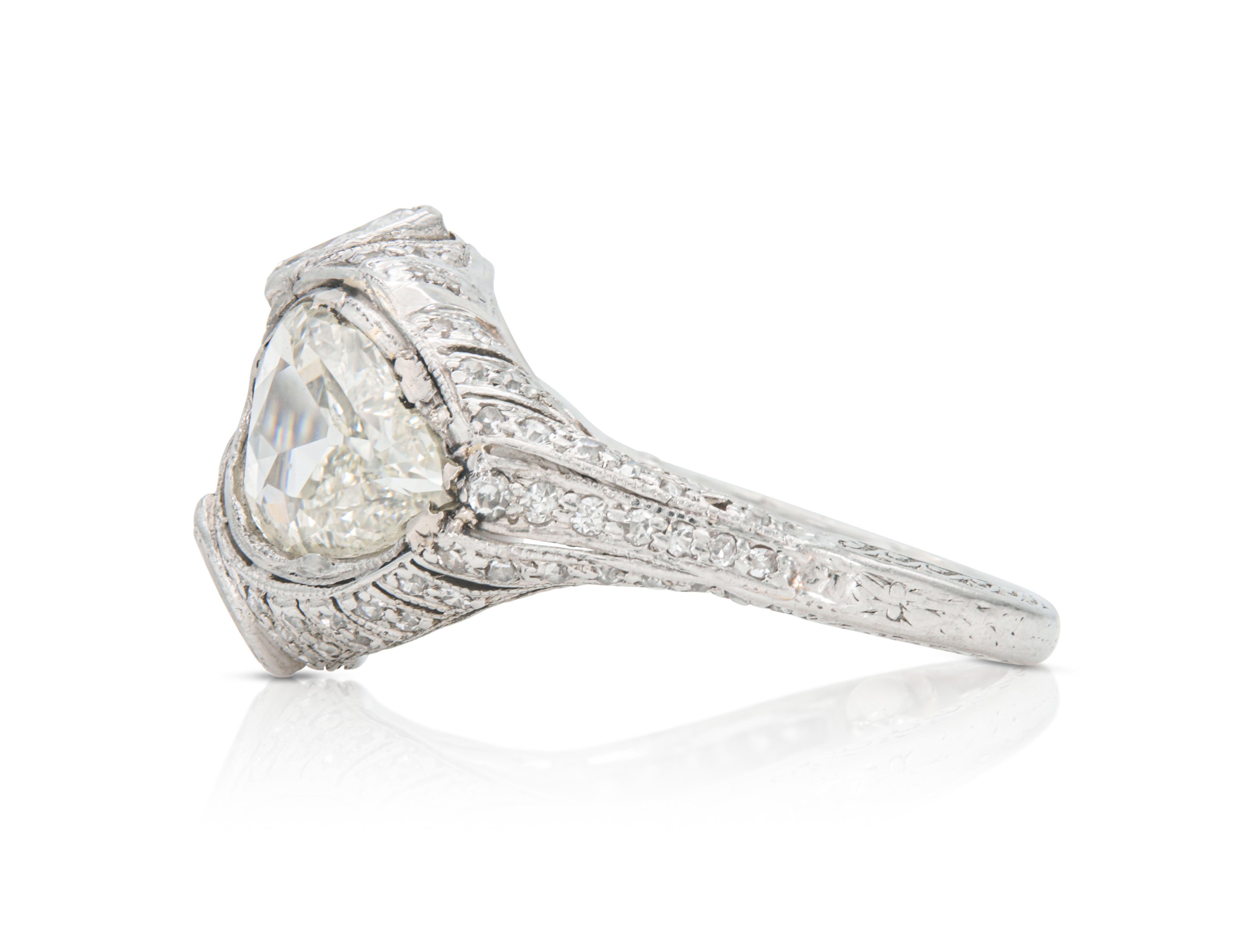 Édouardien Antique Edwardian 1900s 2.65 Carat Pear-Shaped Diamonds Ring en vente