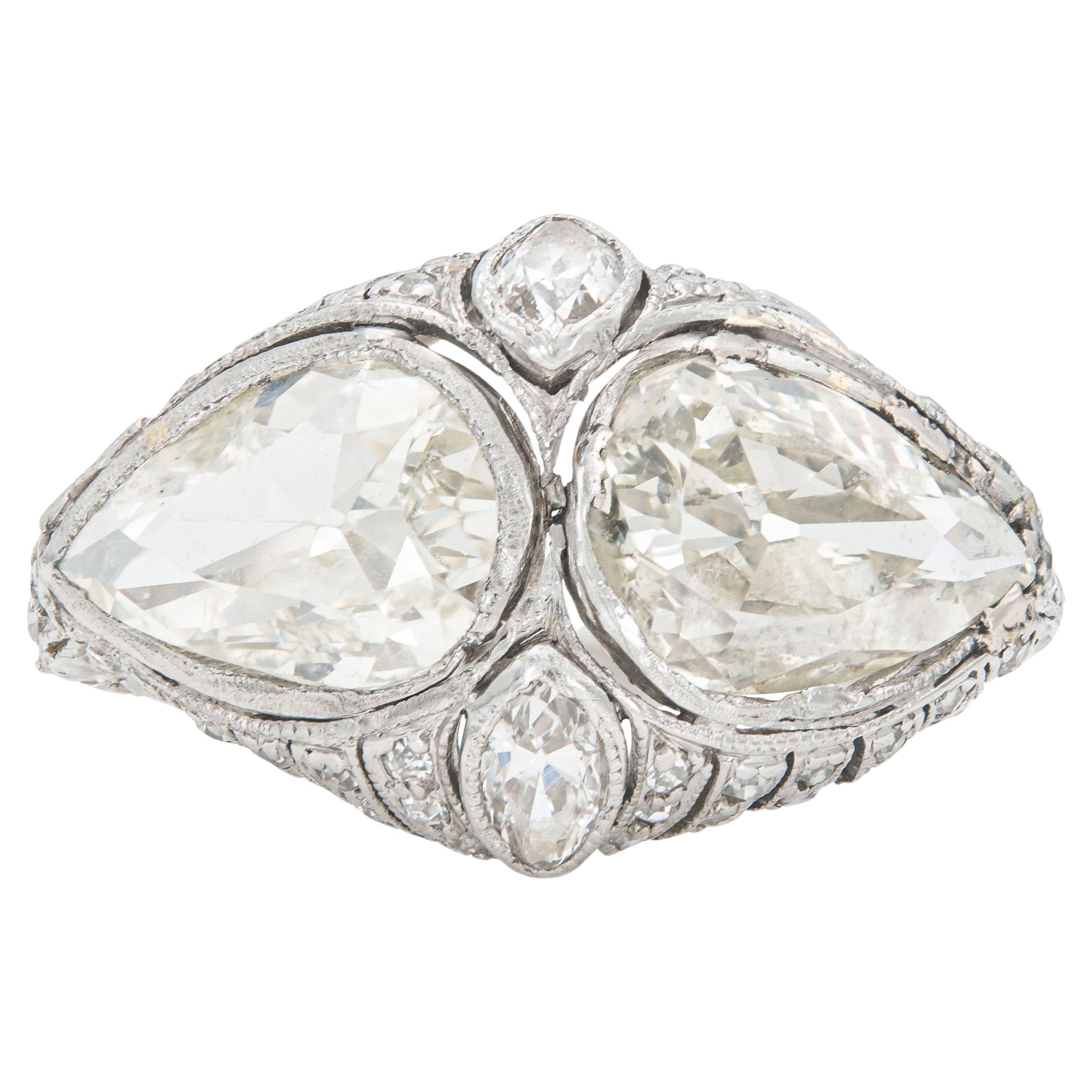 Antique Edwardian 1900s 2.65 Carat Pear-Shaped Diamonds Ring