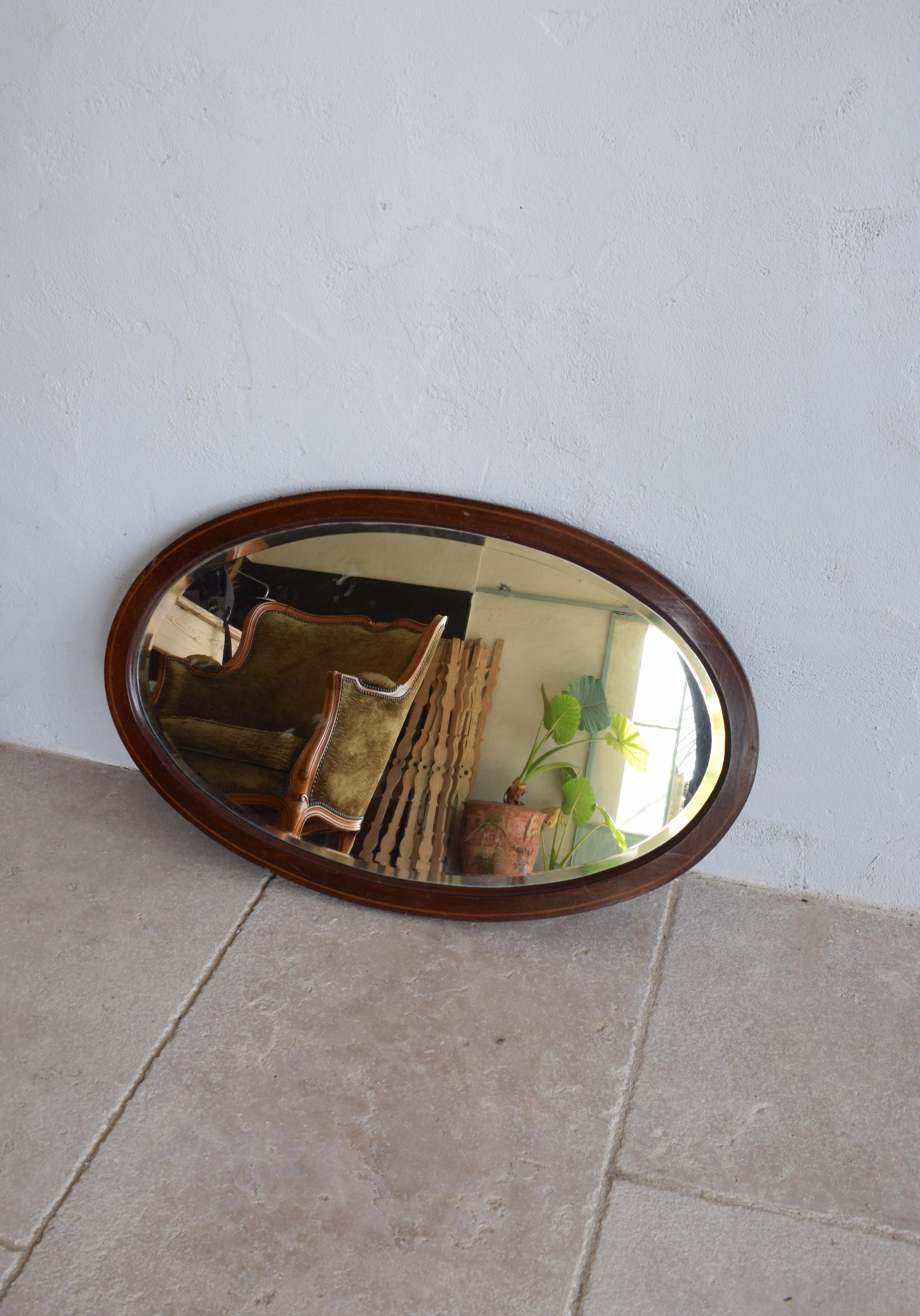 Antique Edwardian English Mahogany Oval Mirror In Good Condition In Vulpellac, Girona