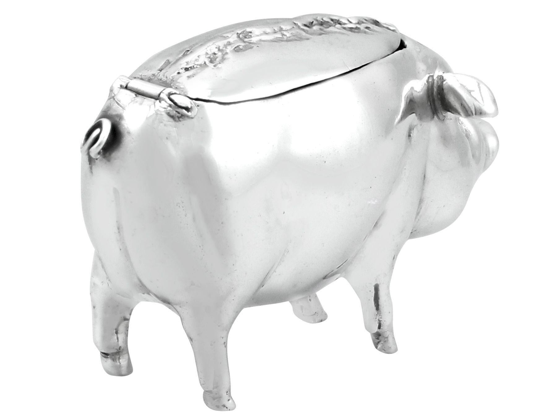 Antike Edwardian 1901 Sterling Silber Schwein Vesta Box (Englisch) im Angebot