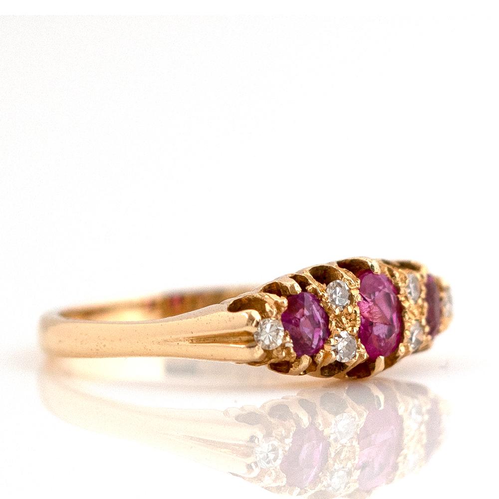 Round Cut Antique Edwardian 1906 Ruby Diamond 18ct Gold Ring For Sale