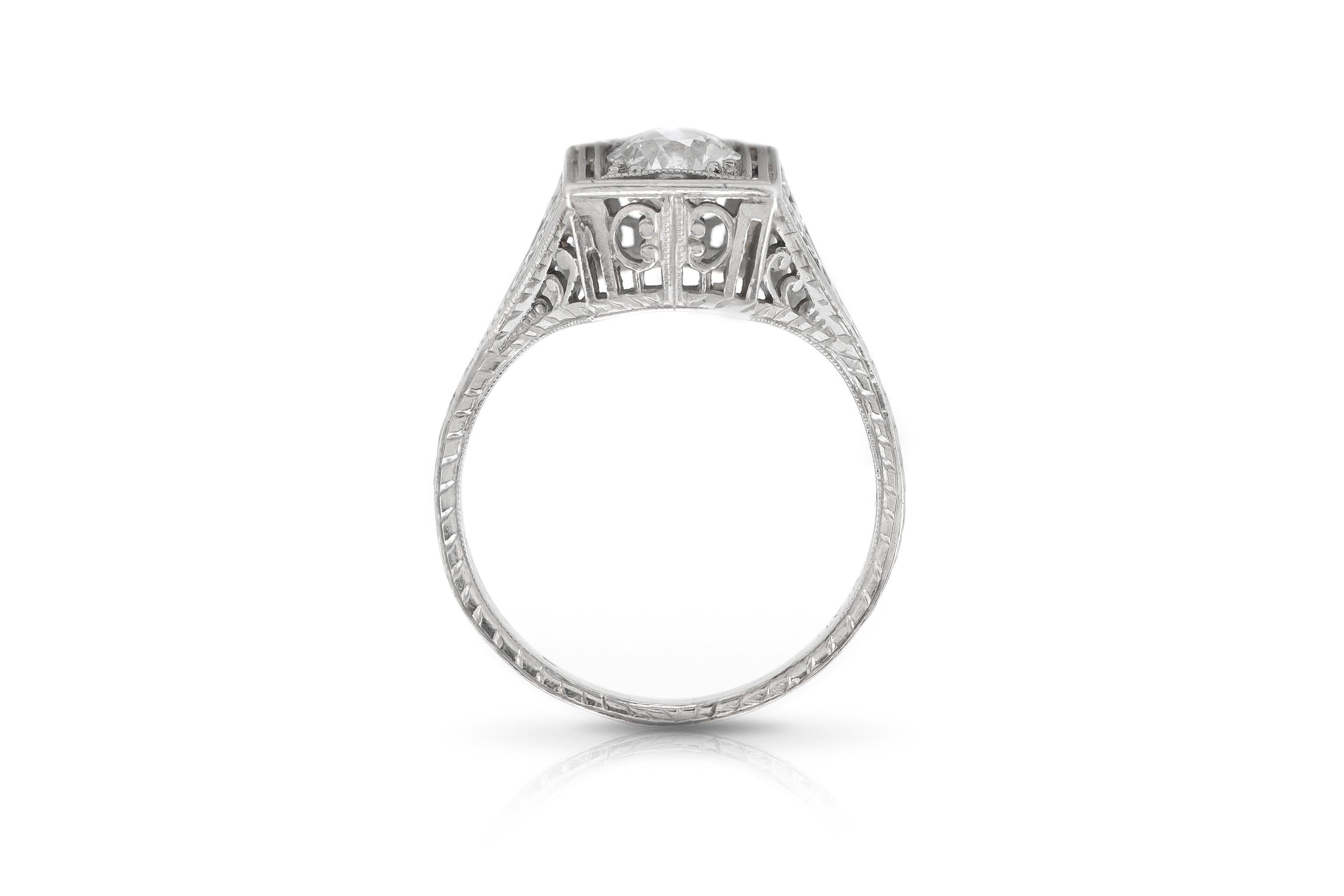 Antique Edwardian 1910s 0.79 Carat Old European Cut Diamond Engagement Ring In Good Condition For Sale In New York, NY