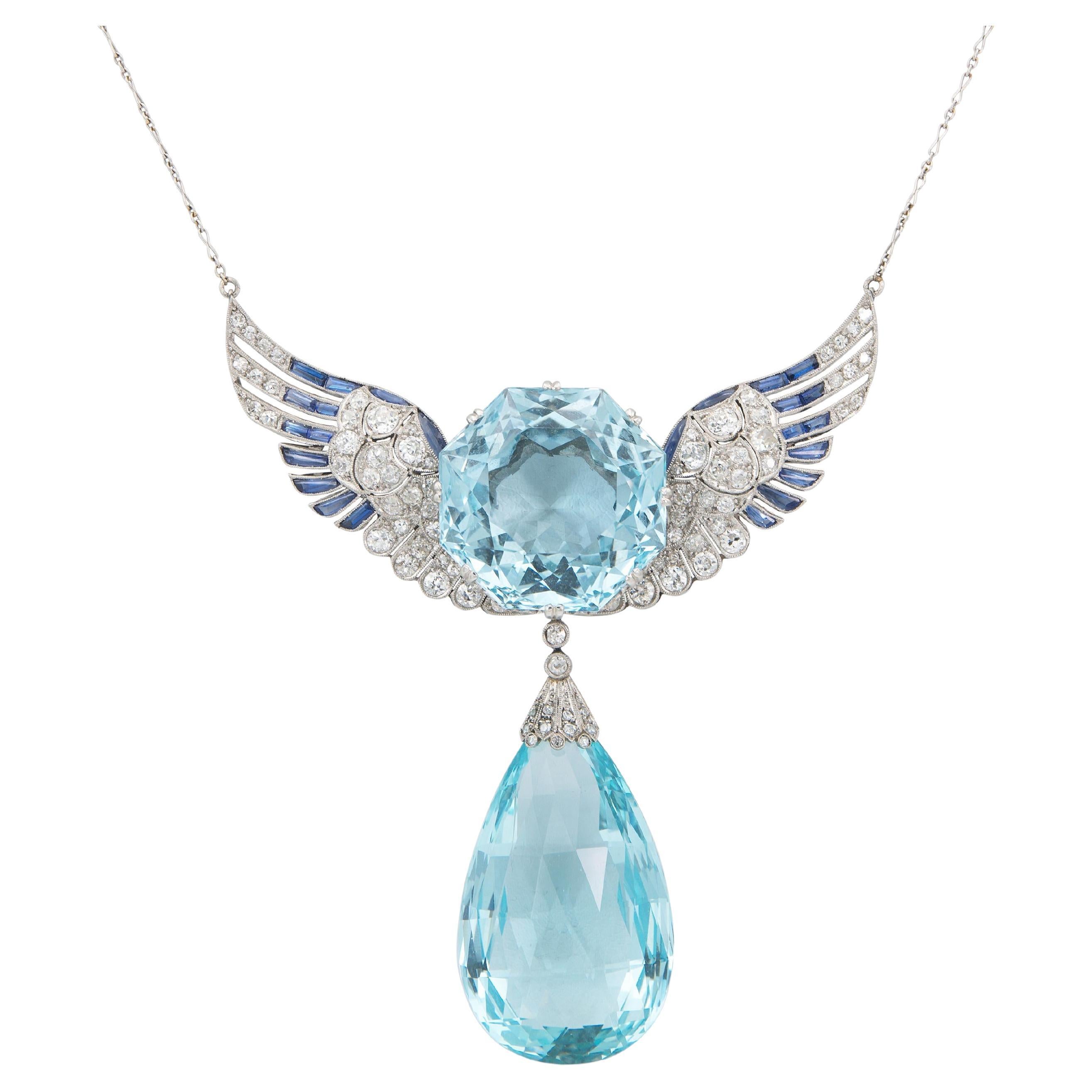 Collier pendentif édouardien ancien des années 1910 avec ailes d'aigue-marine de 140,00 carats