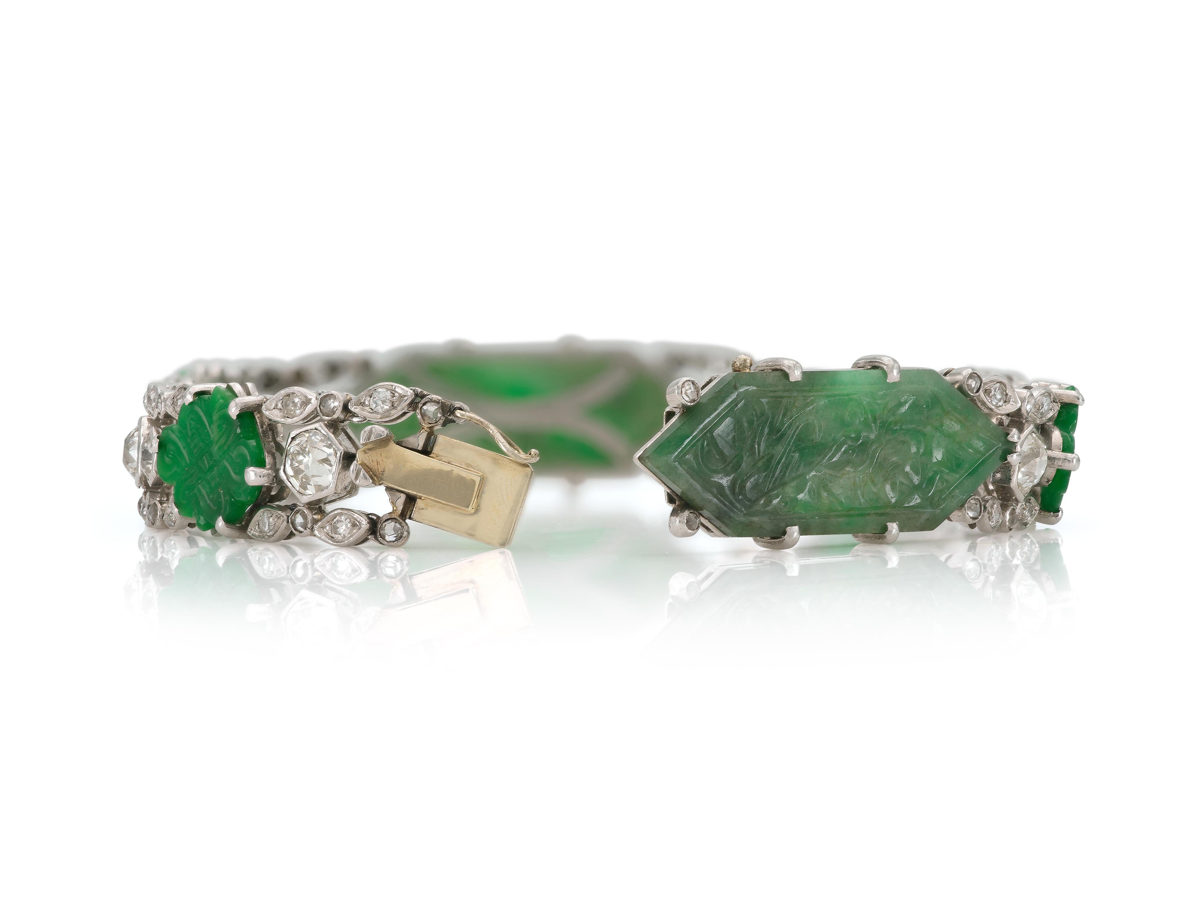 Antike Edwardian 1910s geschnitzt Jade und Diamant-Armband im Zustand „Gut“ im Angebot in New York, NY