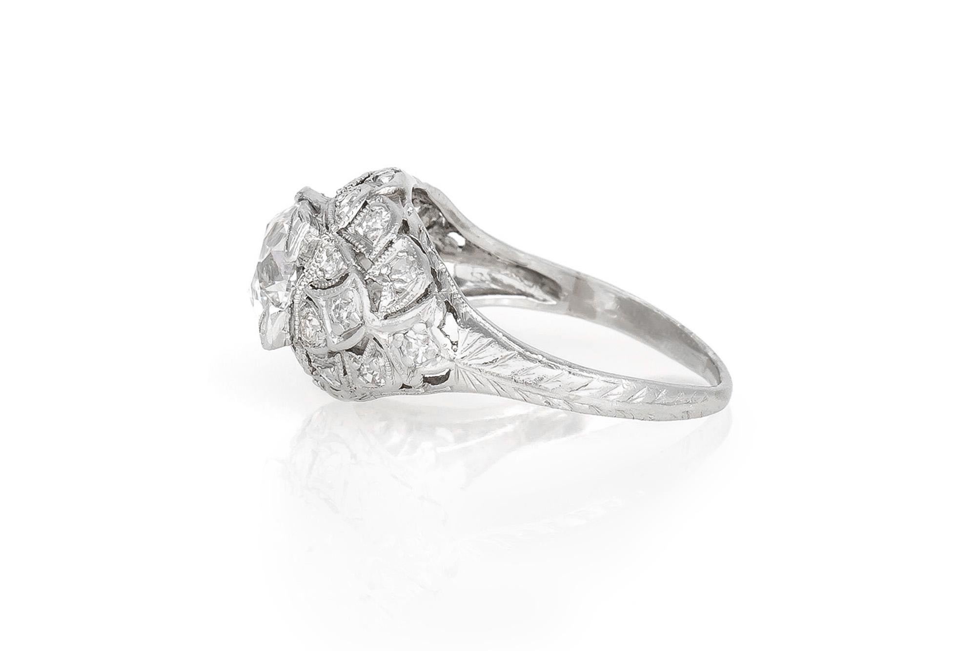 Antique Edwardian 1915 1.25 Carat Old Mine Cut Diamond Engagement Ring In Good Condition For Sale In New York, NY