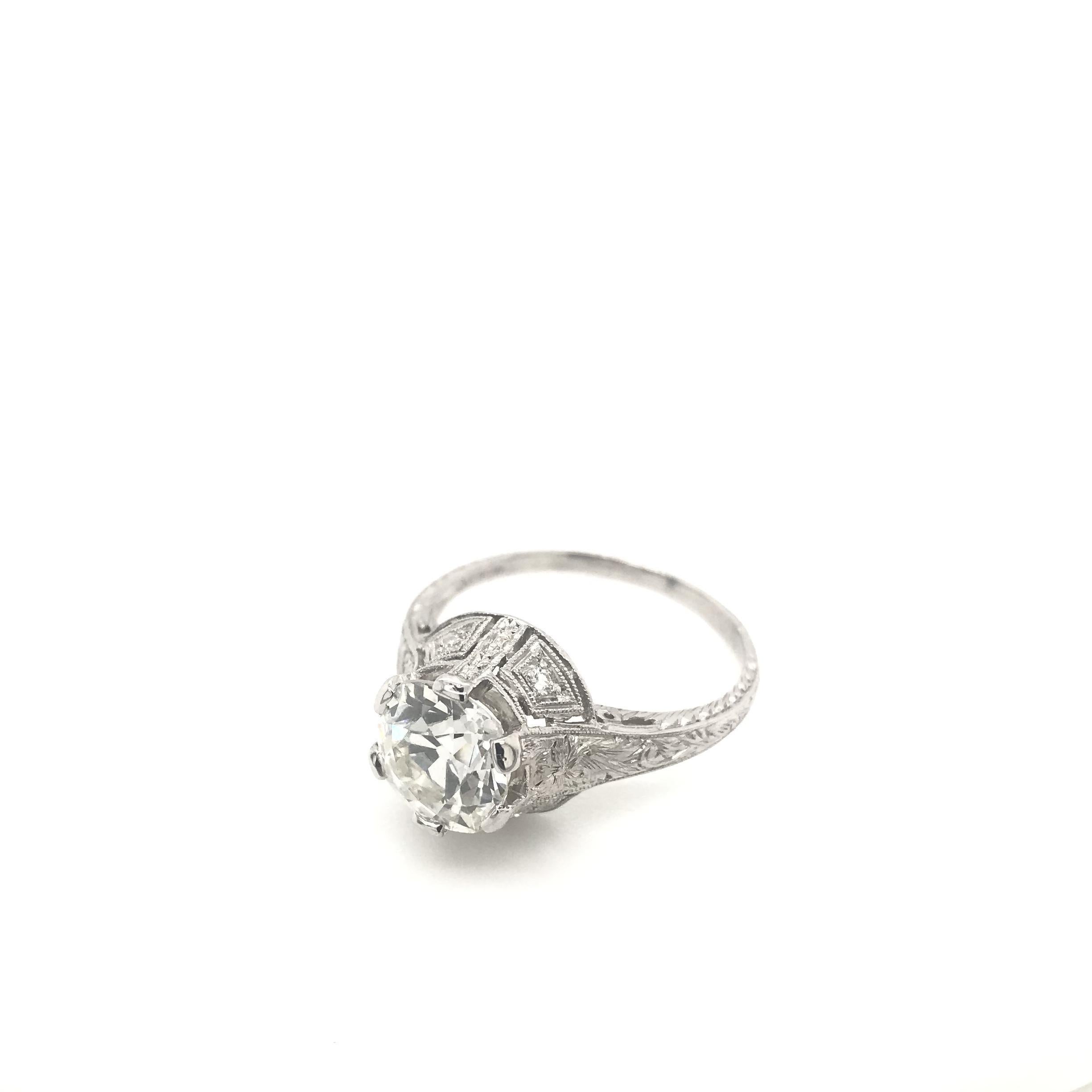 Antique Edwardian 2.07 Carat Old Mine Cut Diamond Ring In Excellent Condition For Sale In Montgomery, AL