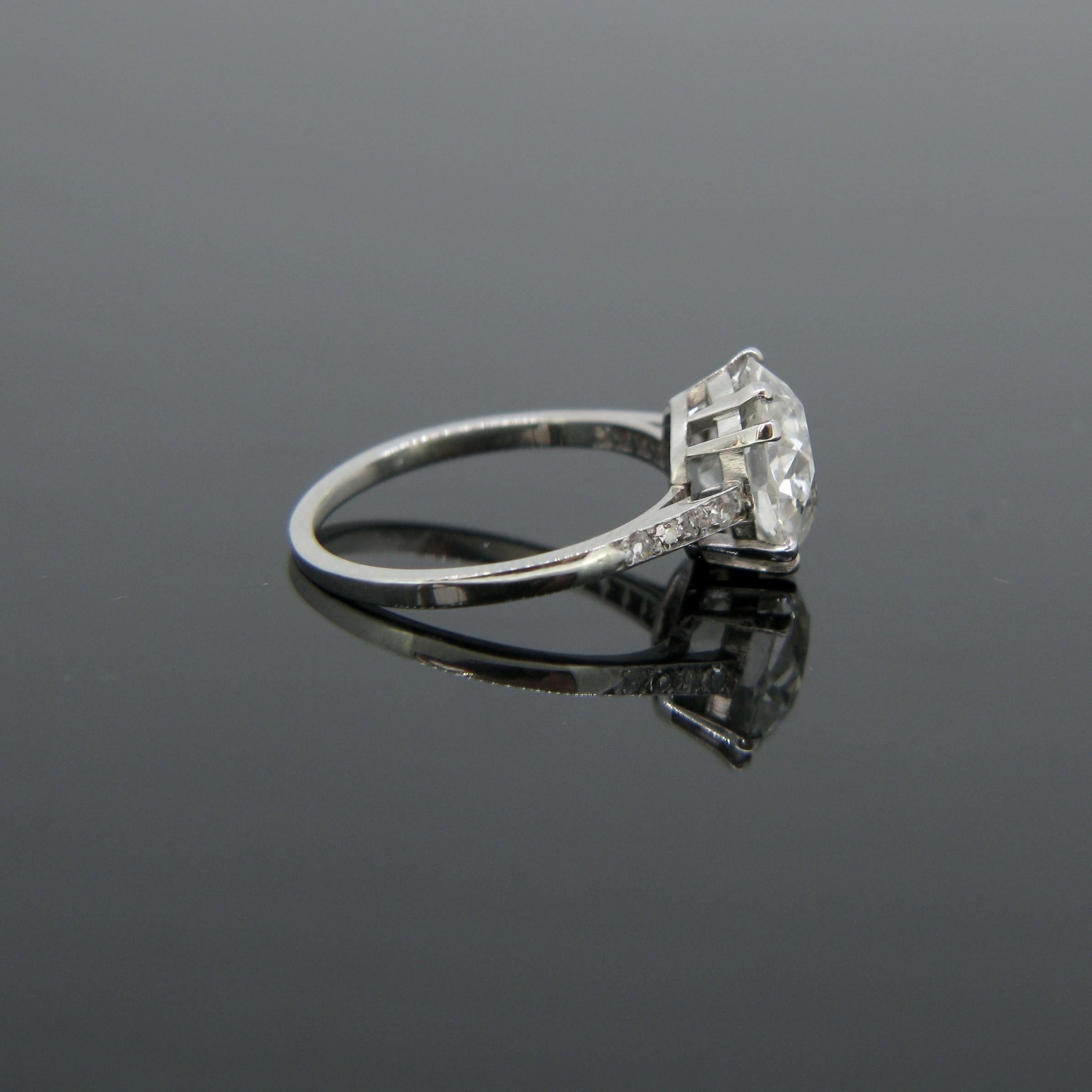 Women's or Men's Antique Edwardian 2.97 Carat Cushion Diamond Solitaire Platinum Ring