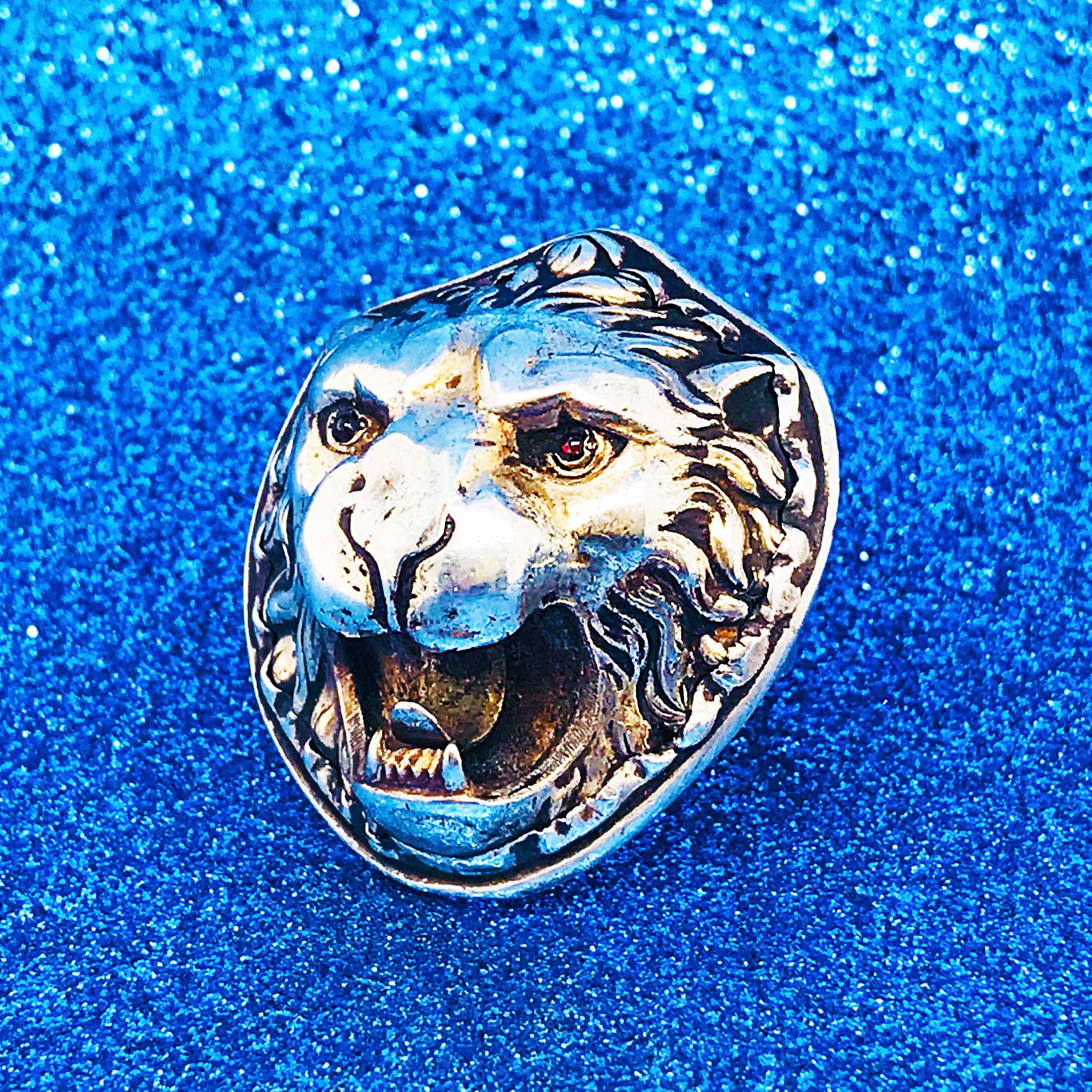 Antique Edwardian 3-D Lion Ring with Ruby Eyes in Sterling Silver 8