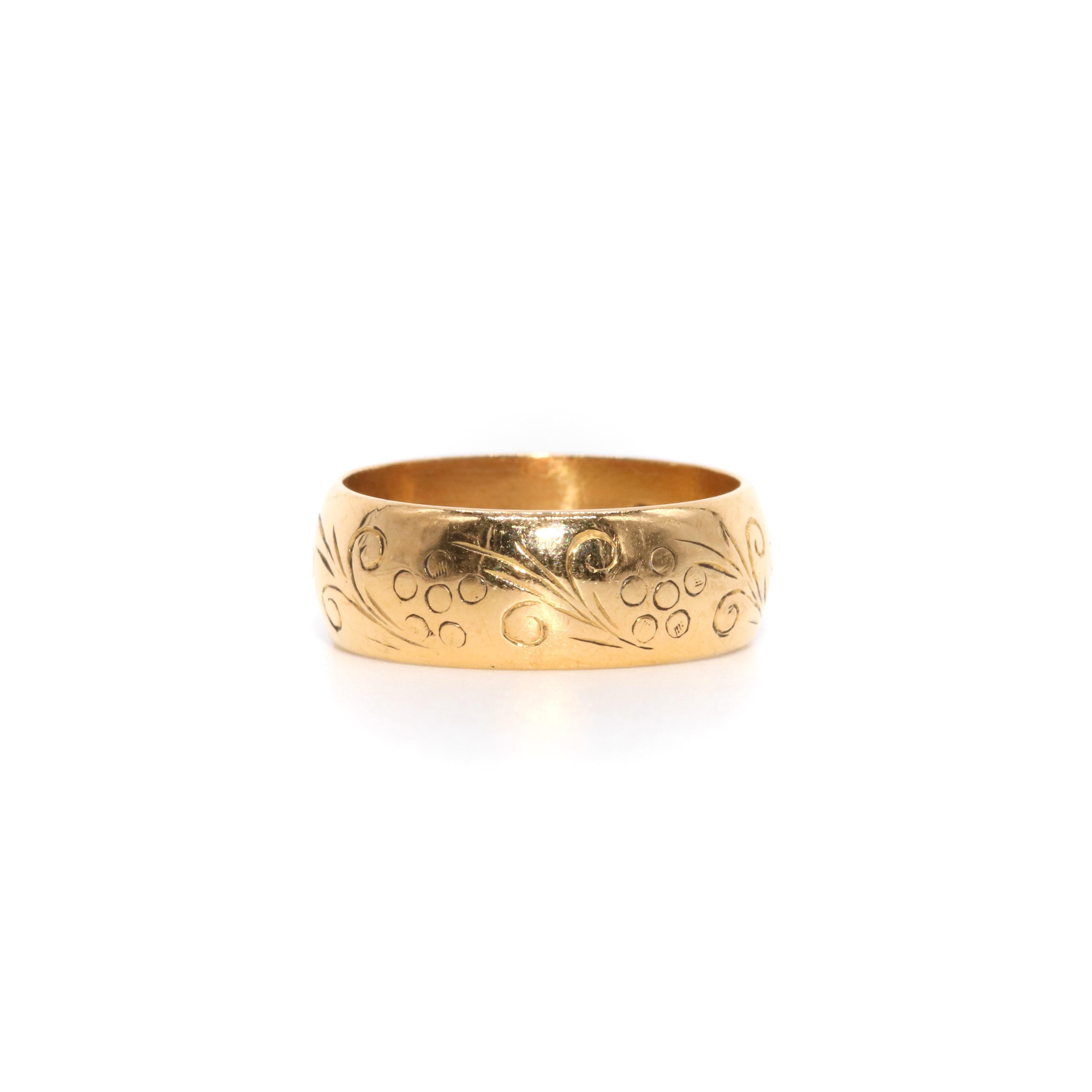 Antique Edwardian 4.3g 22K Yellow Gold Engraved Floral Wide Band Ring 1