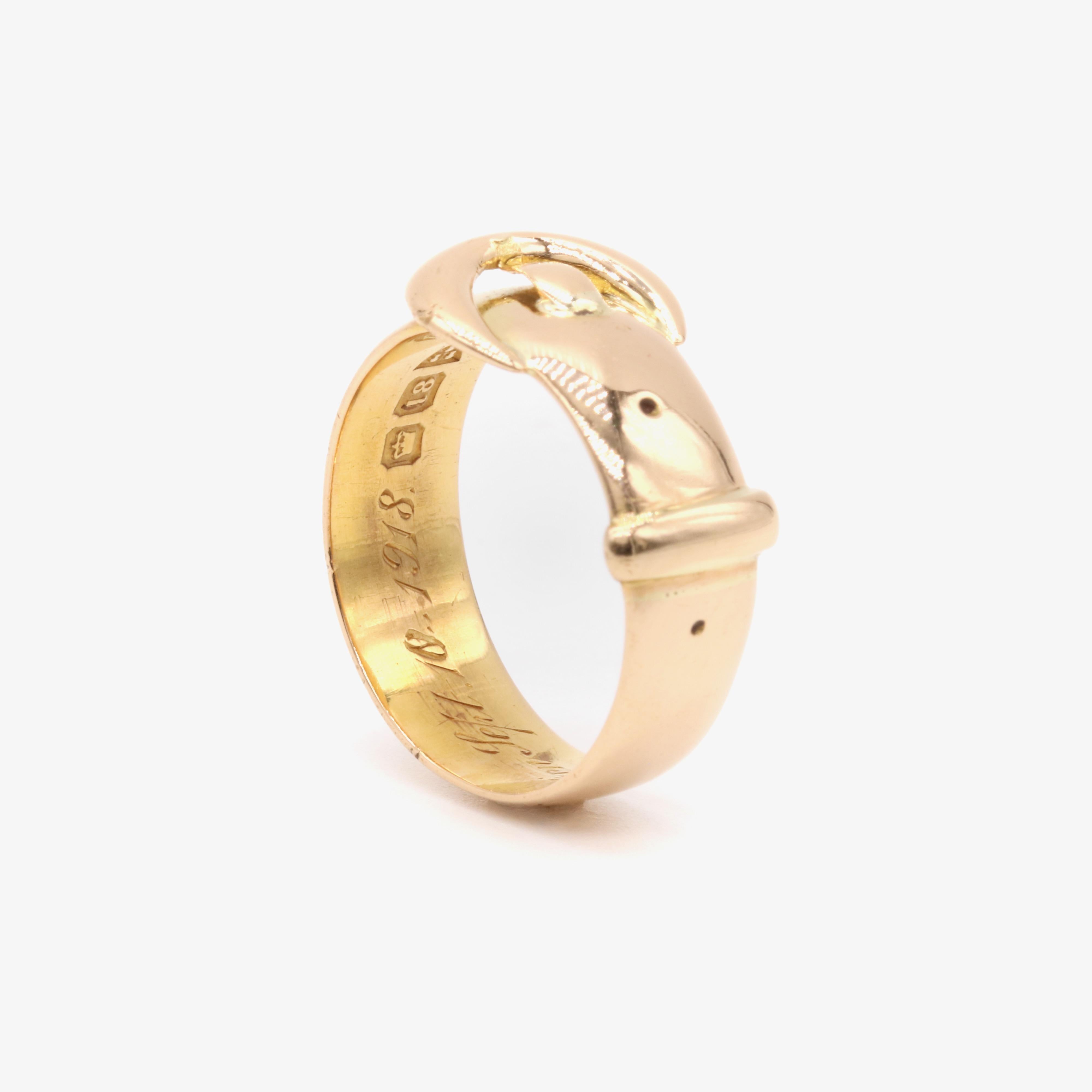 Antiguo anillo eduardiano de hebilla conmemorativa de la 1ª Guerra Mundial de 7 g en oro amarillo de 18 quilates en venta 3