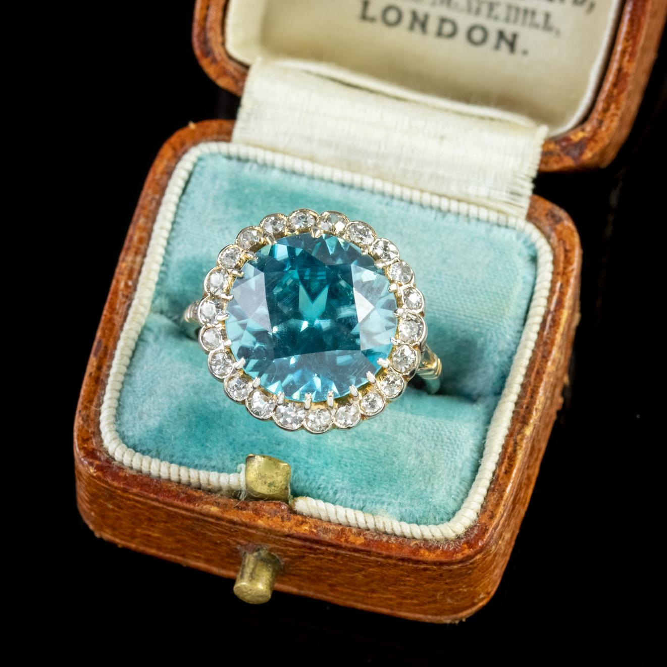 Antique Edwardian 8 Carat Blue Zircon Cluster Ring, circa 1905 For Sale 2