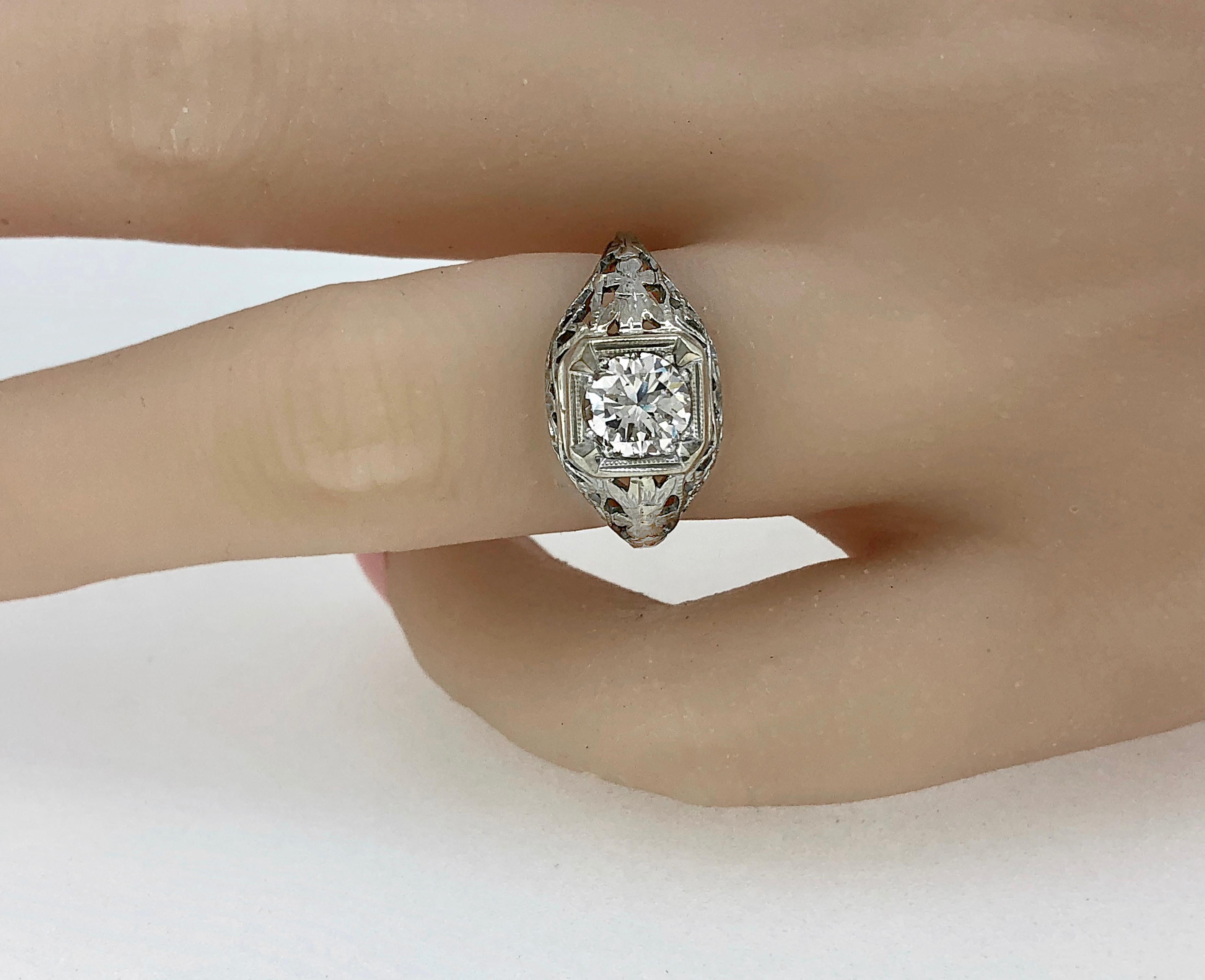 Women's or Men's Antique Edwardian .90 Carat Diamond Gold Engagement Ring  For Sale