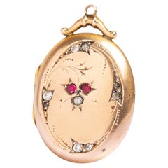 Antique Edwardian 9ct Gold Back & Front Paste Locket