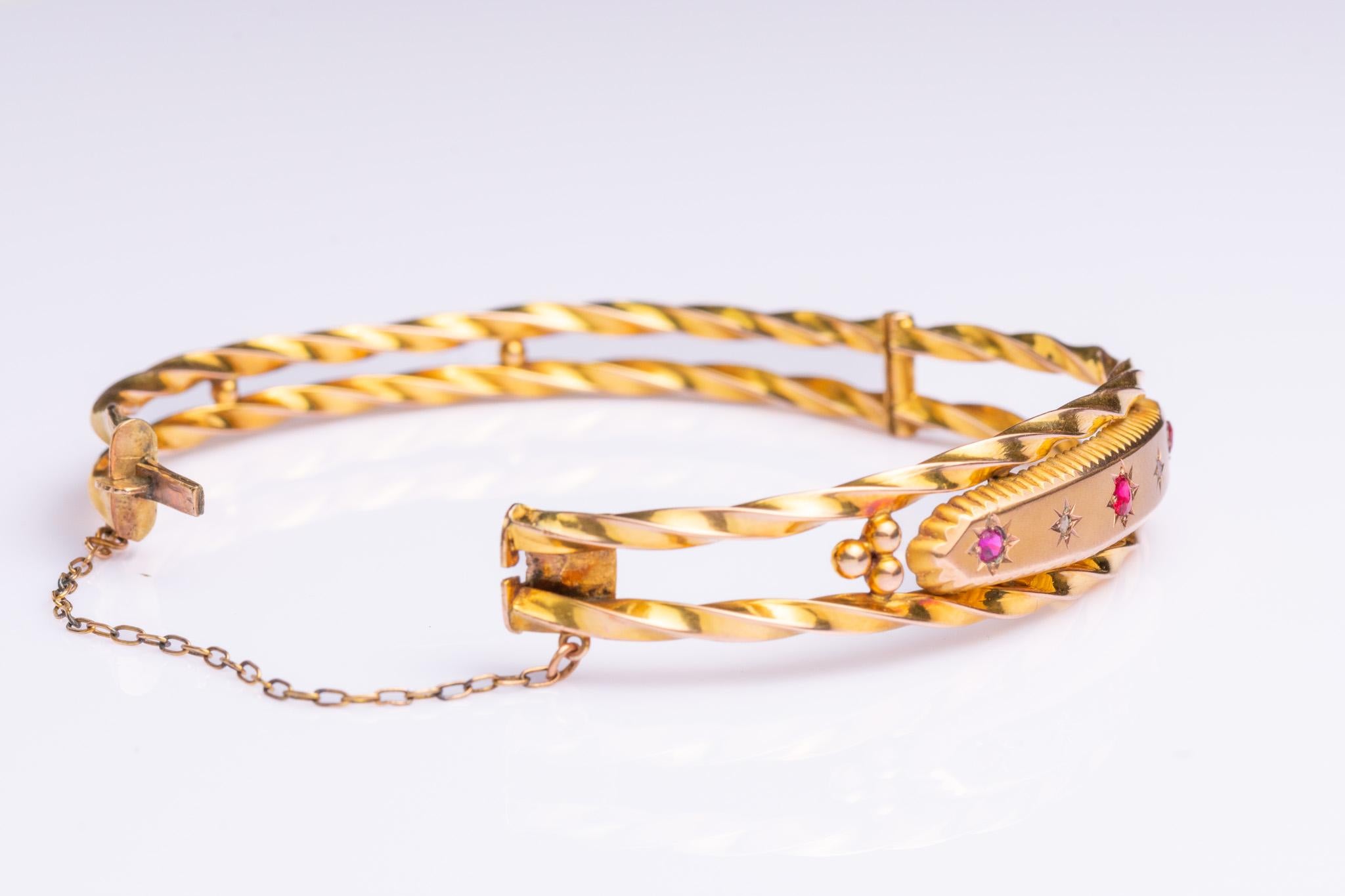 Antiker edwardianischer Starburst-Armreif aus 9 Karat Gold mit Diamanten und Rubinen im Angebot 6