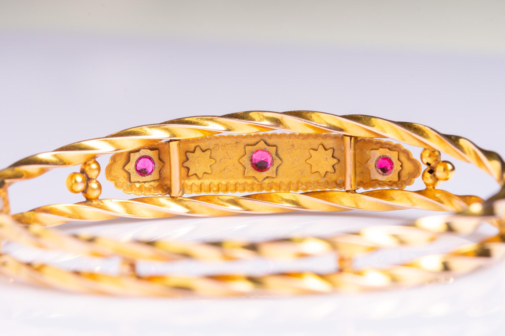 Antiker edwardianischer Starburst-Armreif aus 9 Karat Gold mit Diamanten und Rubinen im Angebot 3