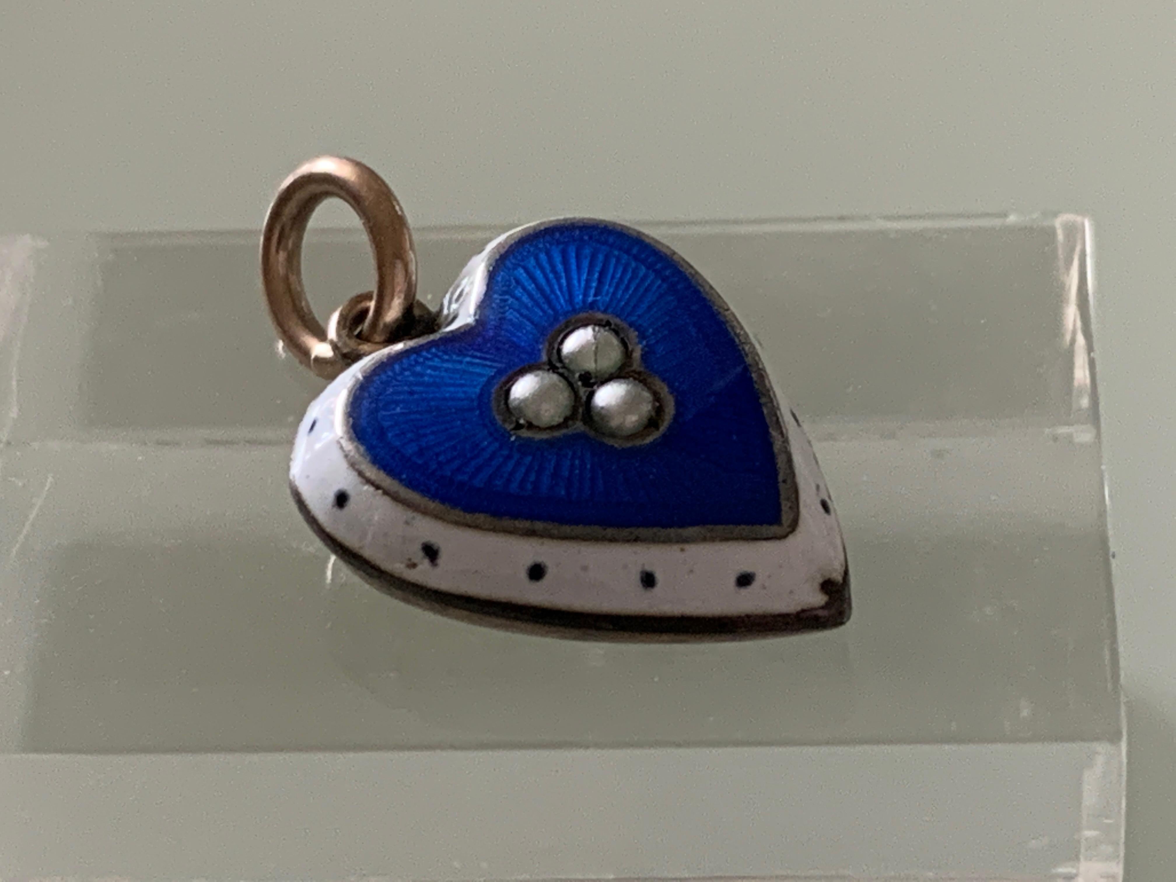 Antique Edwardian 9ct Gold Enameled Heart pendant  In Fair Condition For Sale In London, GB