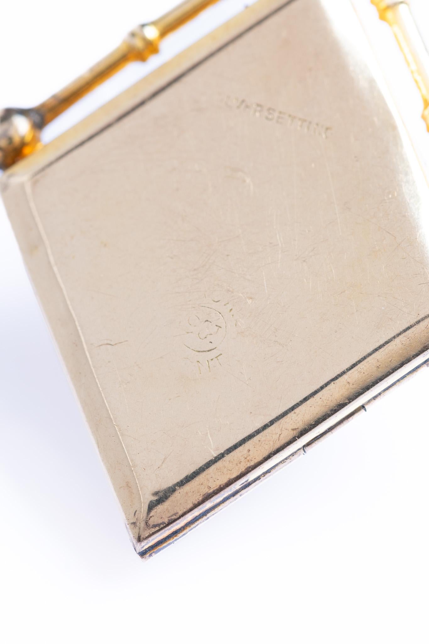 Médaillon ancien en or 9ct, avec hirondelle au recto et au verso en vente 3