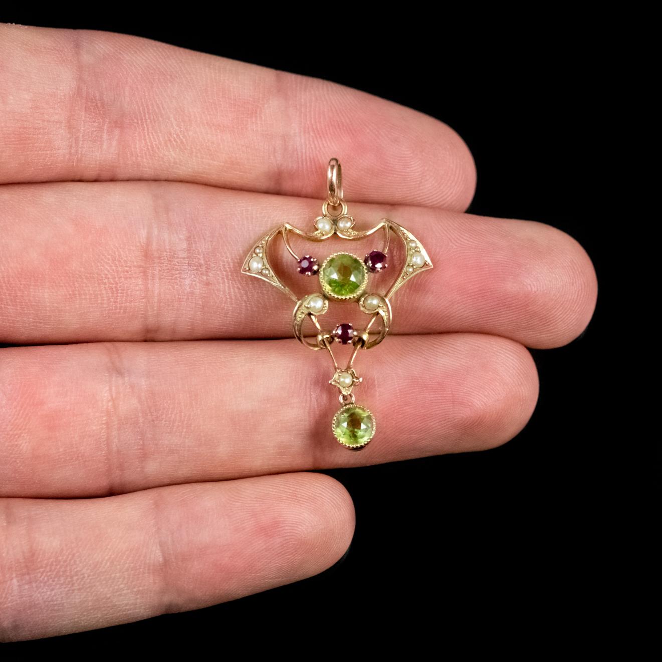Antique Edwardian 9 Carat Gold Ruby Peridot Pearl Pendant For Sale 1