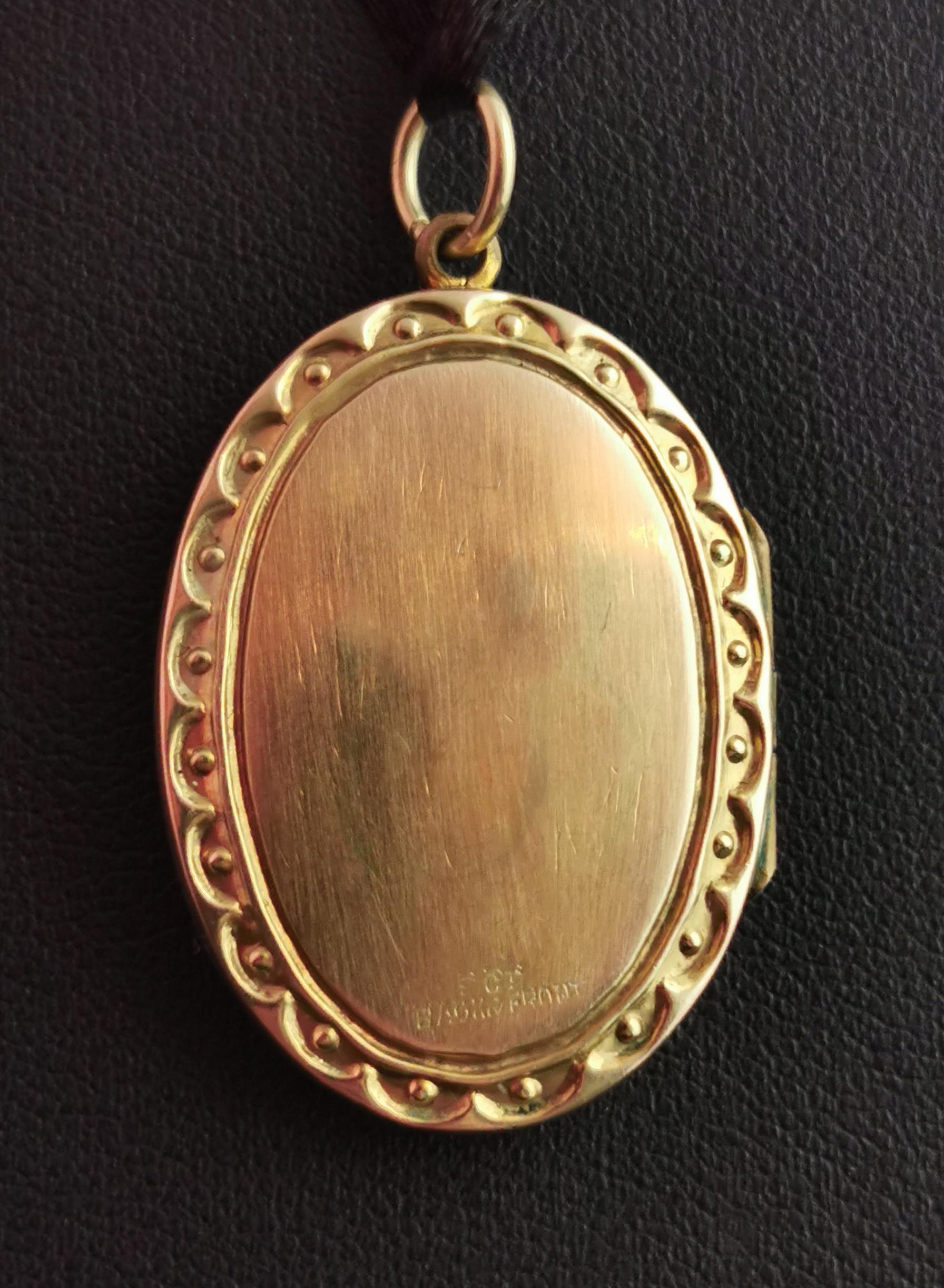 Antique Edwardian 9k gold front and back locket pendant, engraved  7