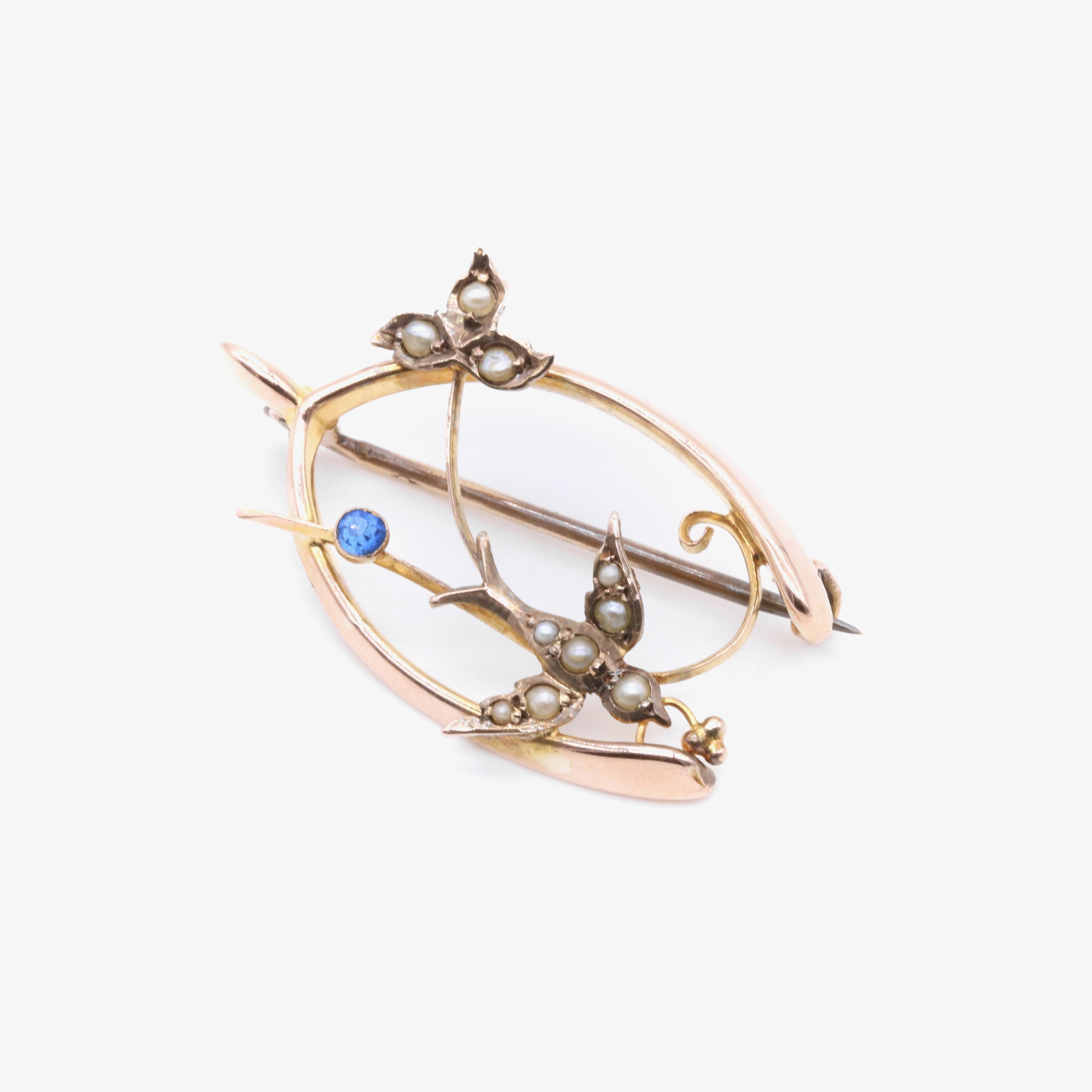 Antique Edwardian 9K Yellow Gold Blue Paste and Pearl Swallow Wishbone Brooch In Good Condition For Sale In Staines-Upon-Thames, GB