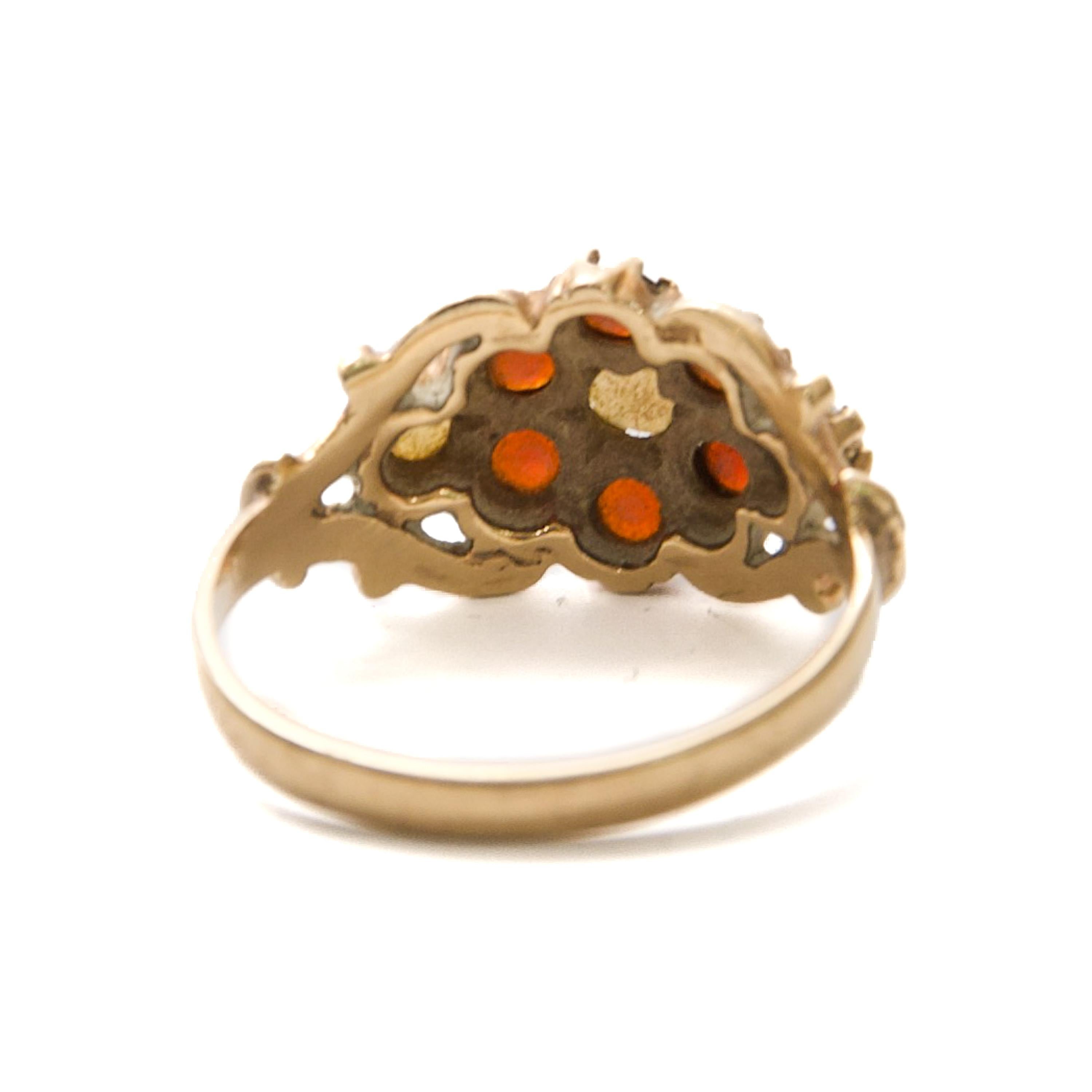 Antique Edwardian 9K Yellow Gold Opal and Garnet Halo Ring For Sale 3