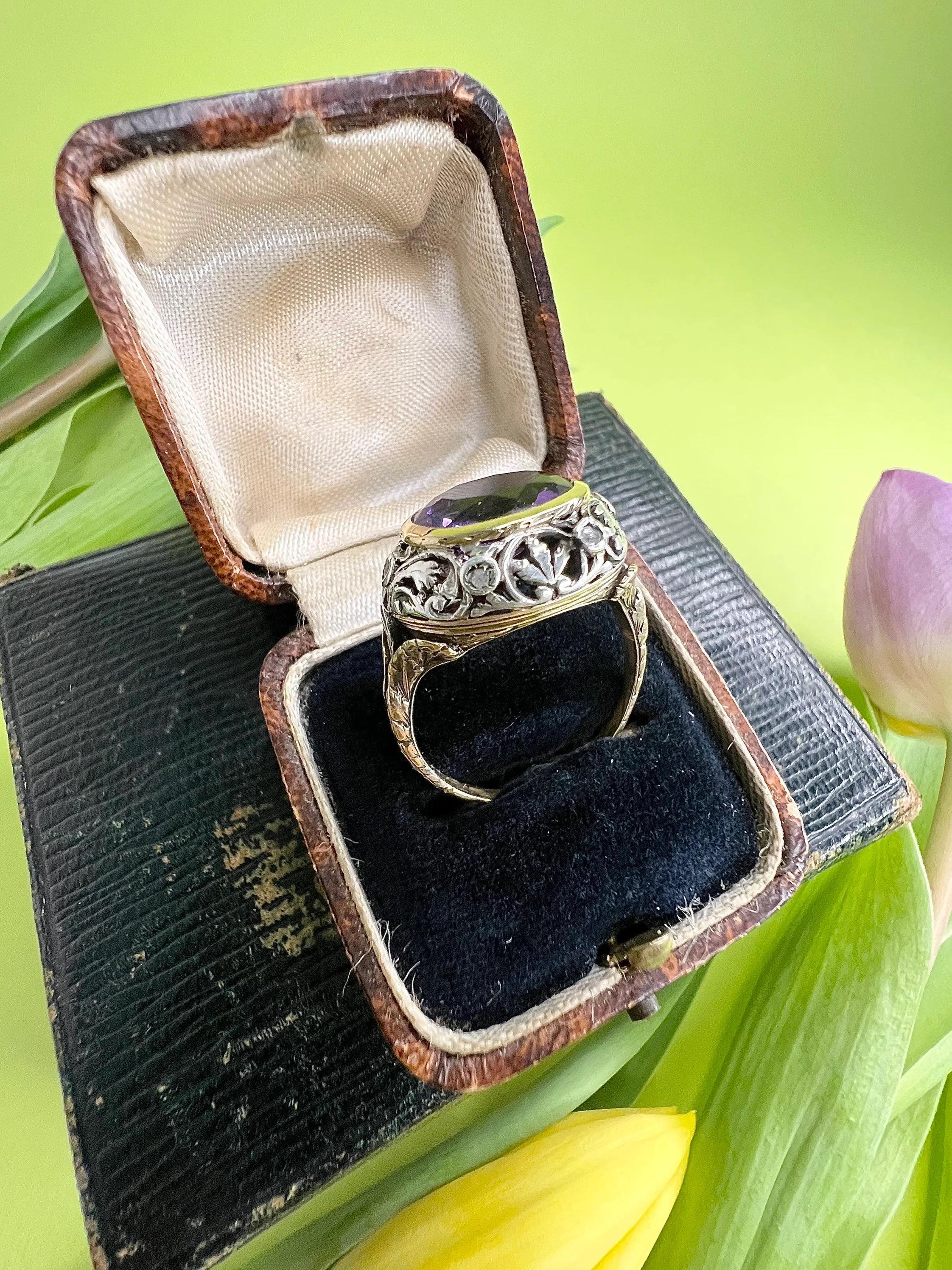 Oval Cut Antique Edwardian Amethyst and Diamond Yellow & White Gold Ring For Sale