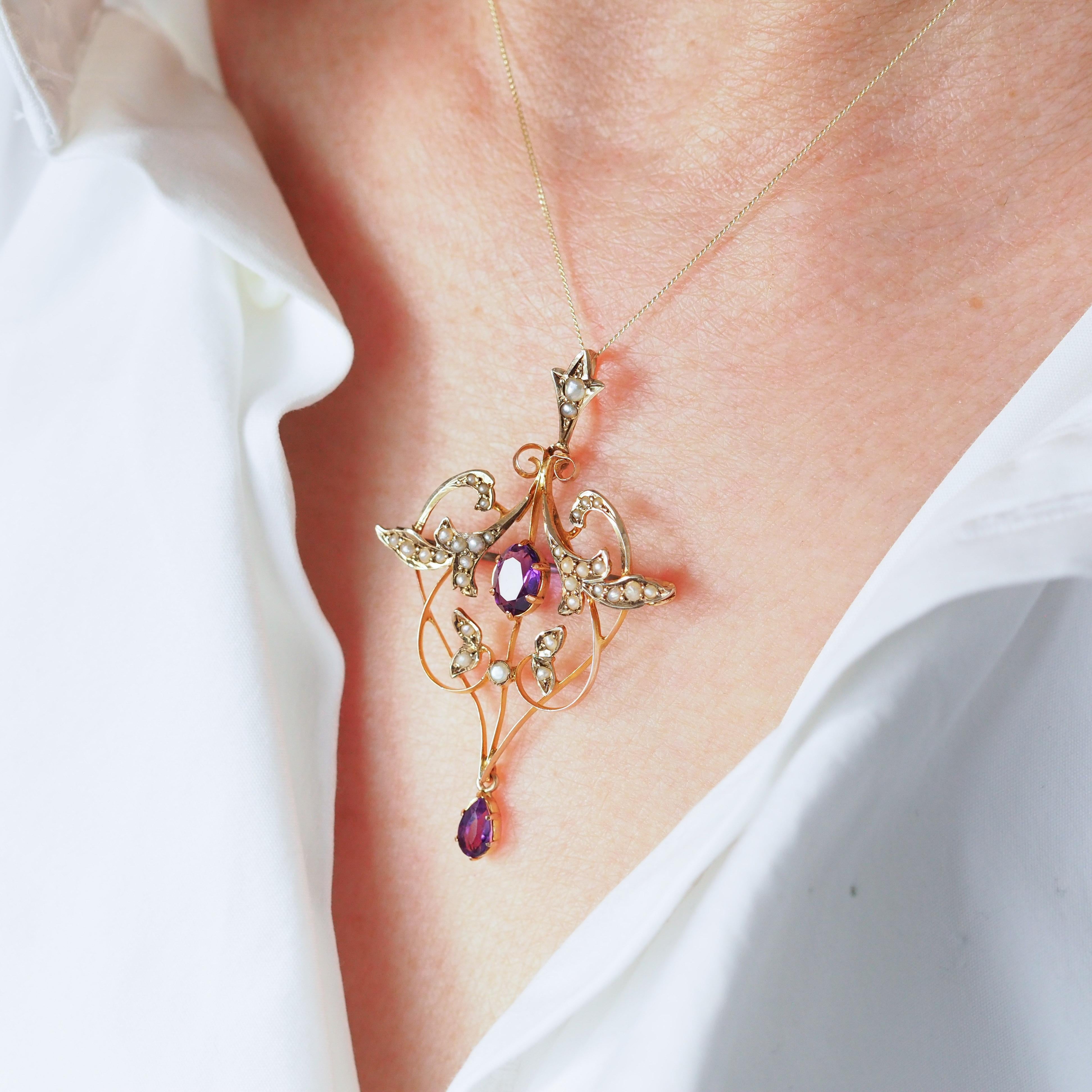 Antique Edwardian Amethyst Seed Pearl 9K Gold Art Nouveau Pendant Necklace c1905 In Good Condition For Sale In London, GB