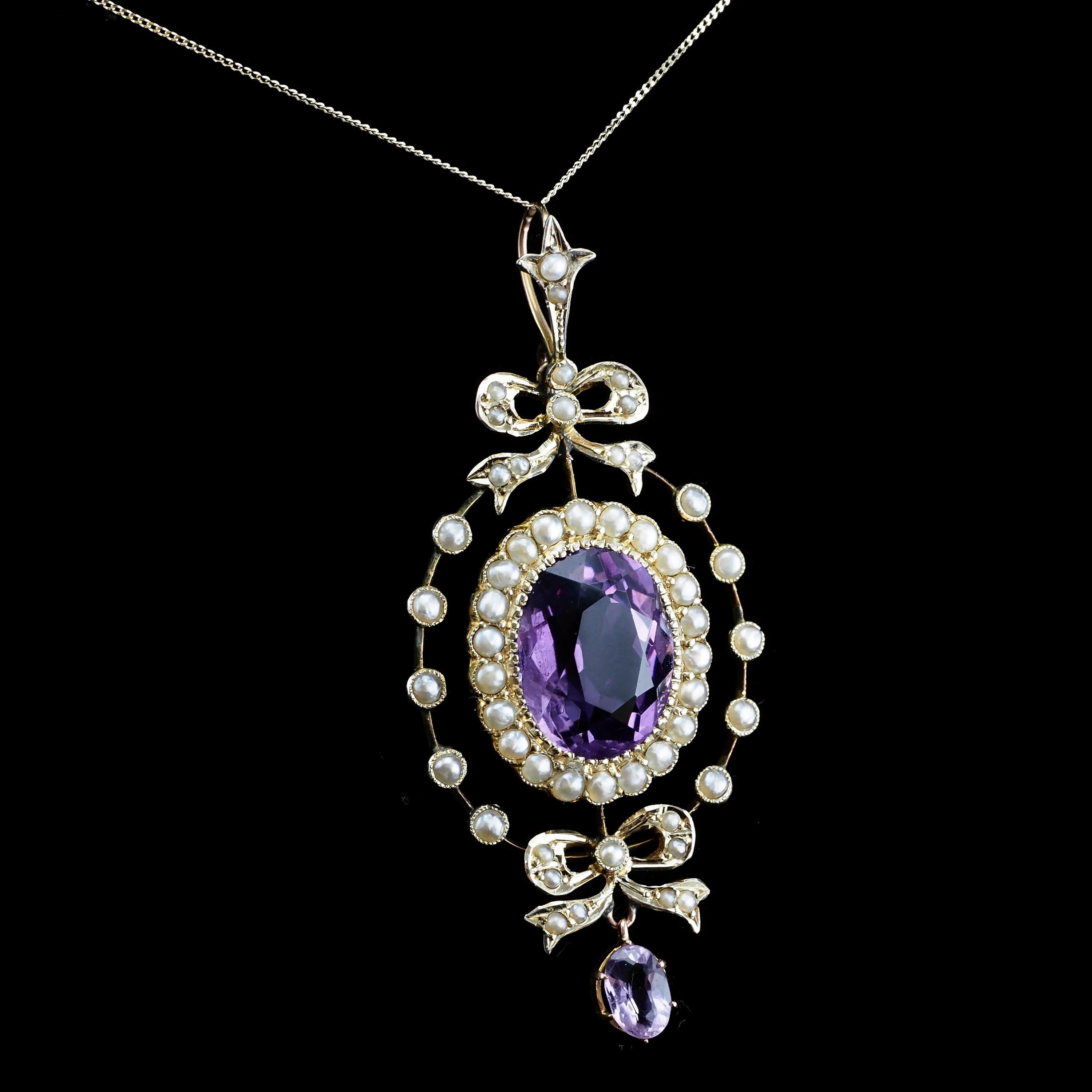 Antique Edwardian Amethyst & Seed Pearl 9k Gold Necklace Pendant, circa 1905 In Good Condition In London, GB