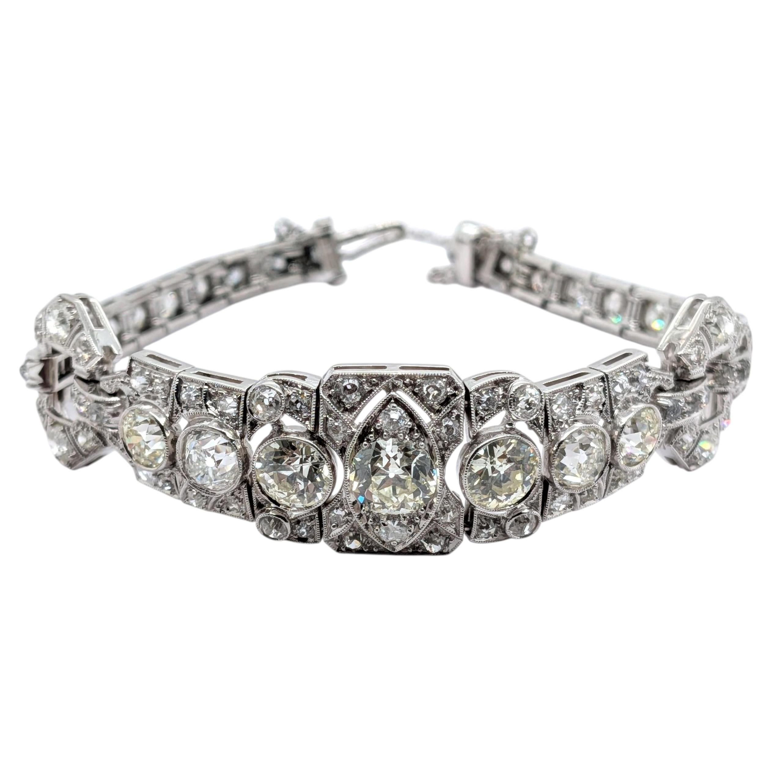 Antikes edwardianisches Art-déco-Armband aus Platin mit Diamanten