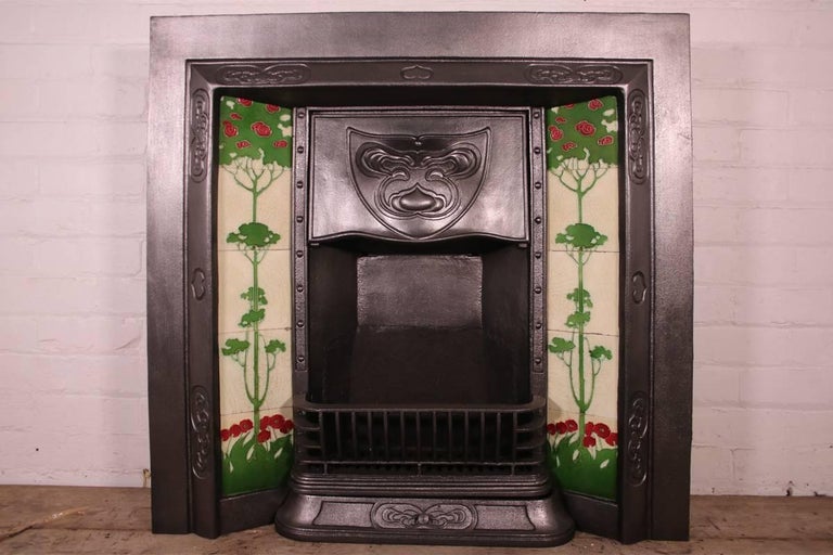Antique Edwardian Art Nouveau Cast Iron And Tiled Grate For Sale