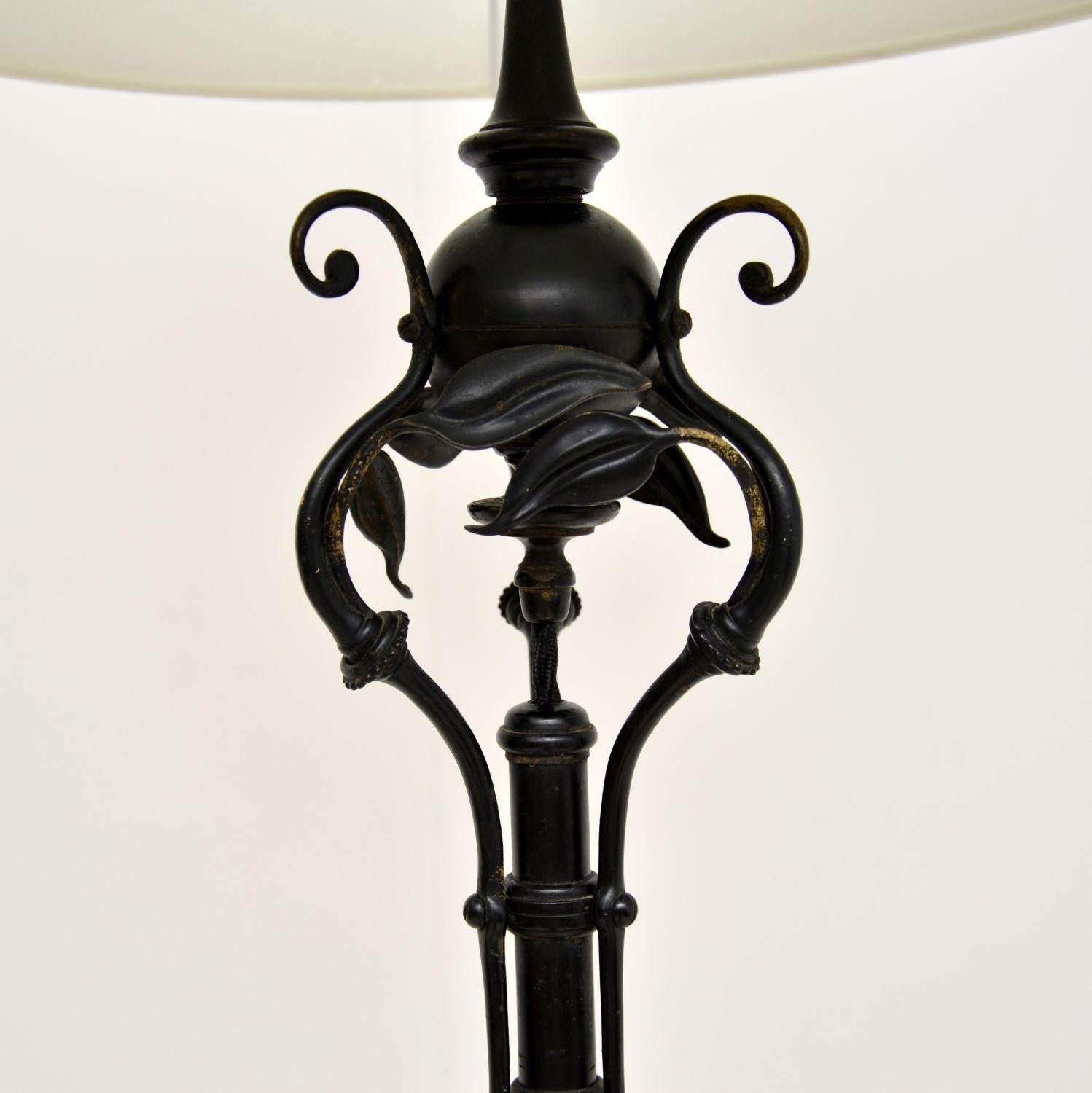 Antique Edwardian Art Nouveau Iron Floor Lamp In Good Condition For Sale In London, GB