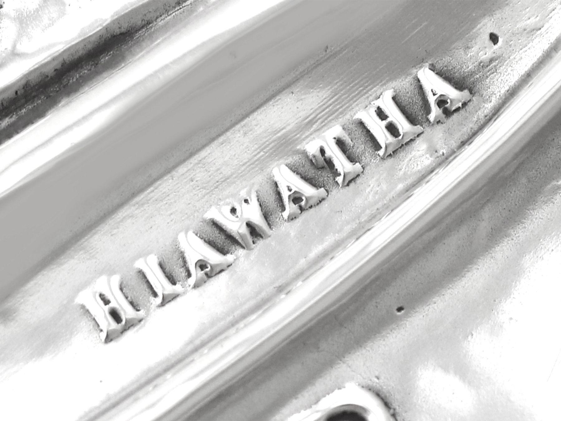 Marco de fotografía eduardiano de plata de ley de estilo Art Nouveau en venta 4
