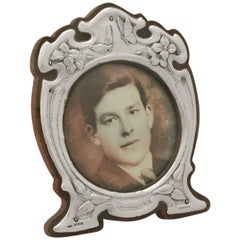 Antique Edwardian Art Nouveau Style Sterling Silver Photograph Frame Antique Edwardian Art Nouveau Style Sterling Silver Photograph Frame
